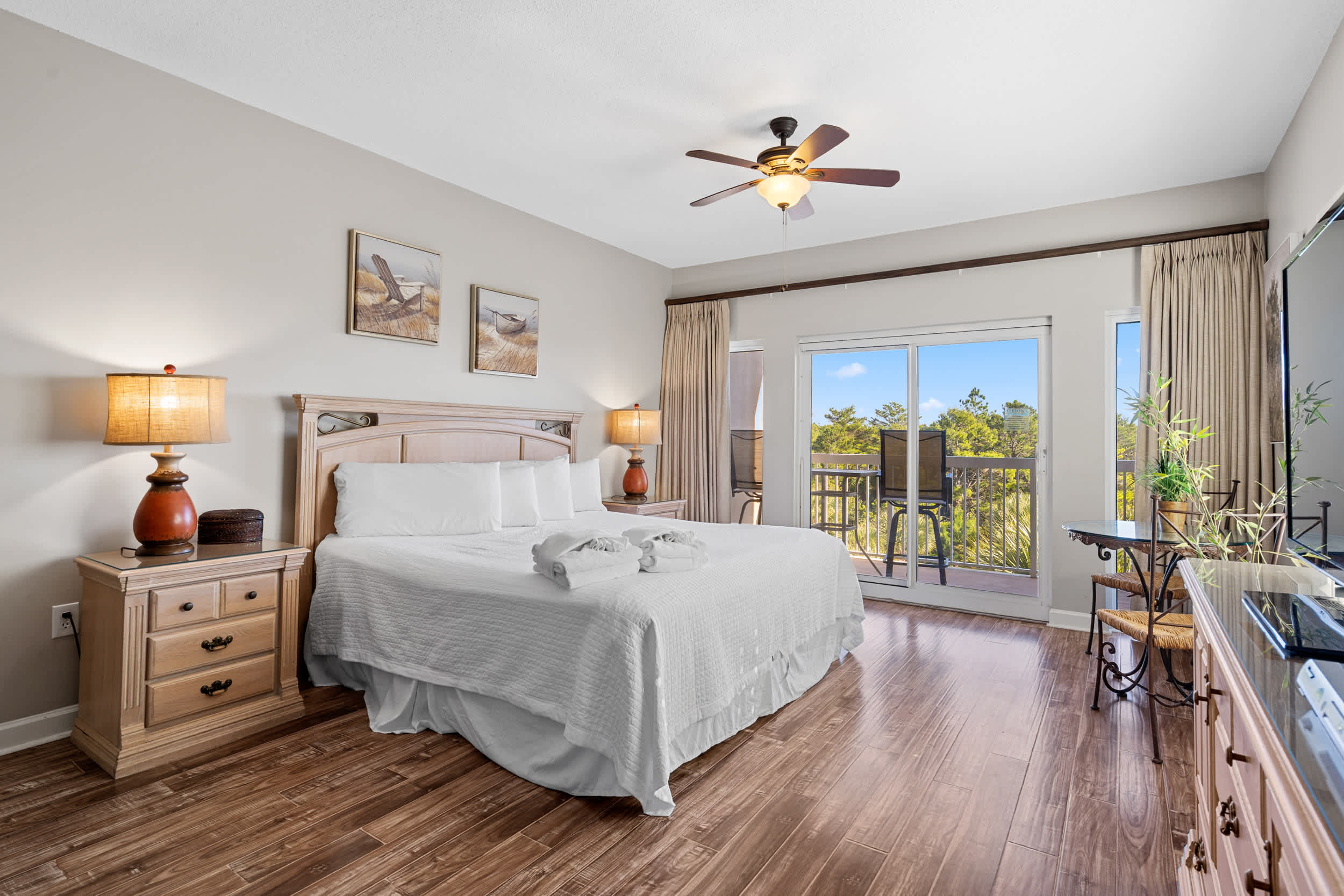 Exclusive 1BR retreat w/ beach access 3