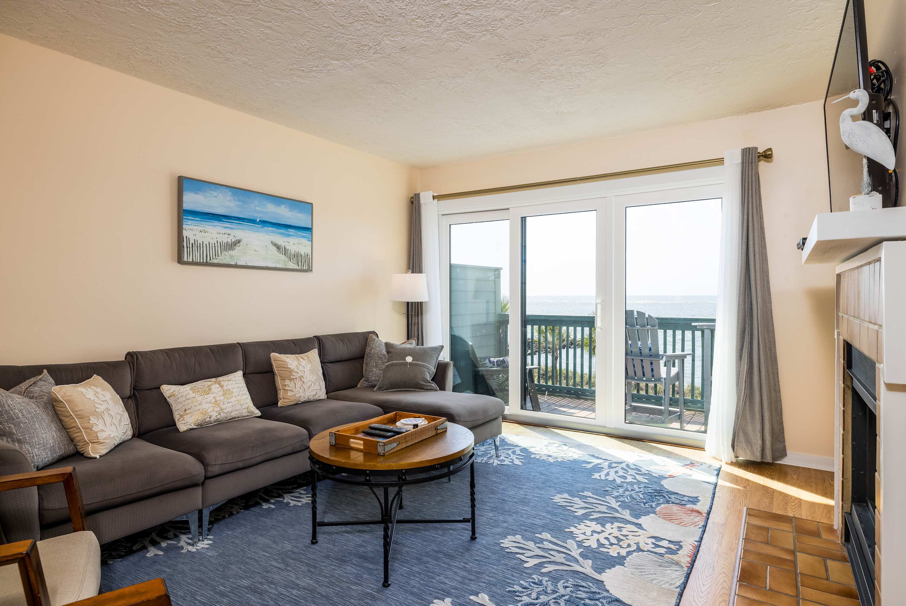 643 Newhaven Stunning Ocean View | Photo 4