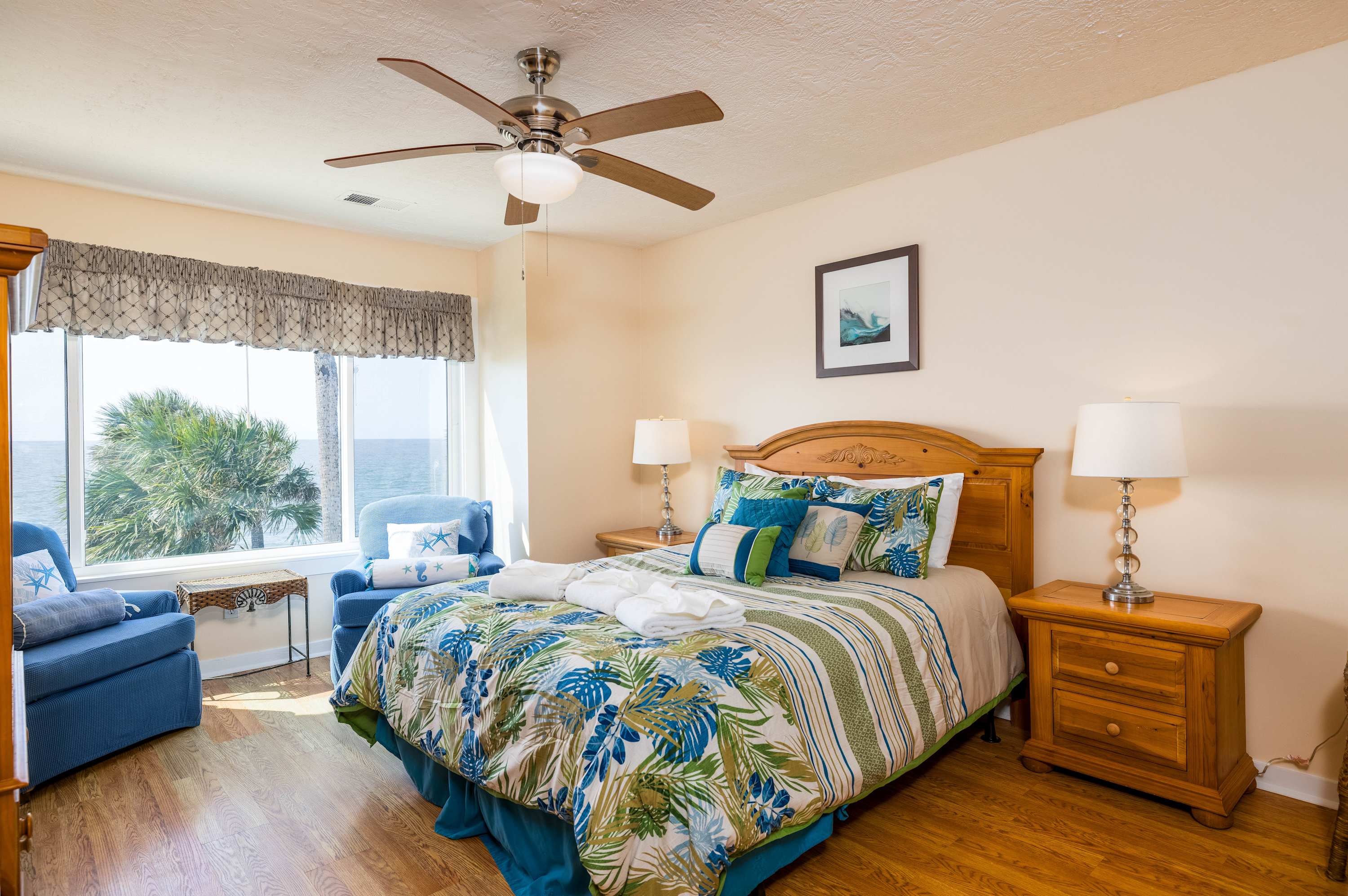 643 Newhaven Stunning Ocean View | Photo 12