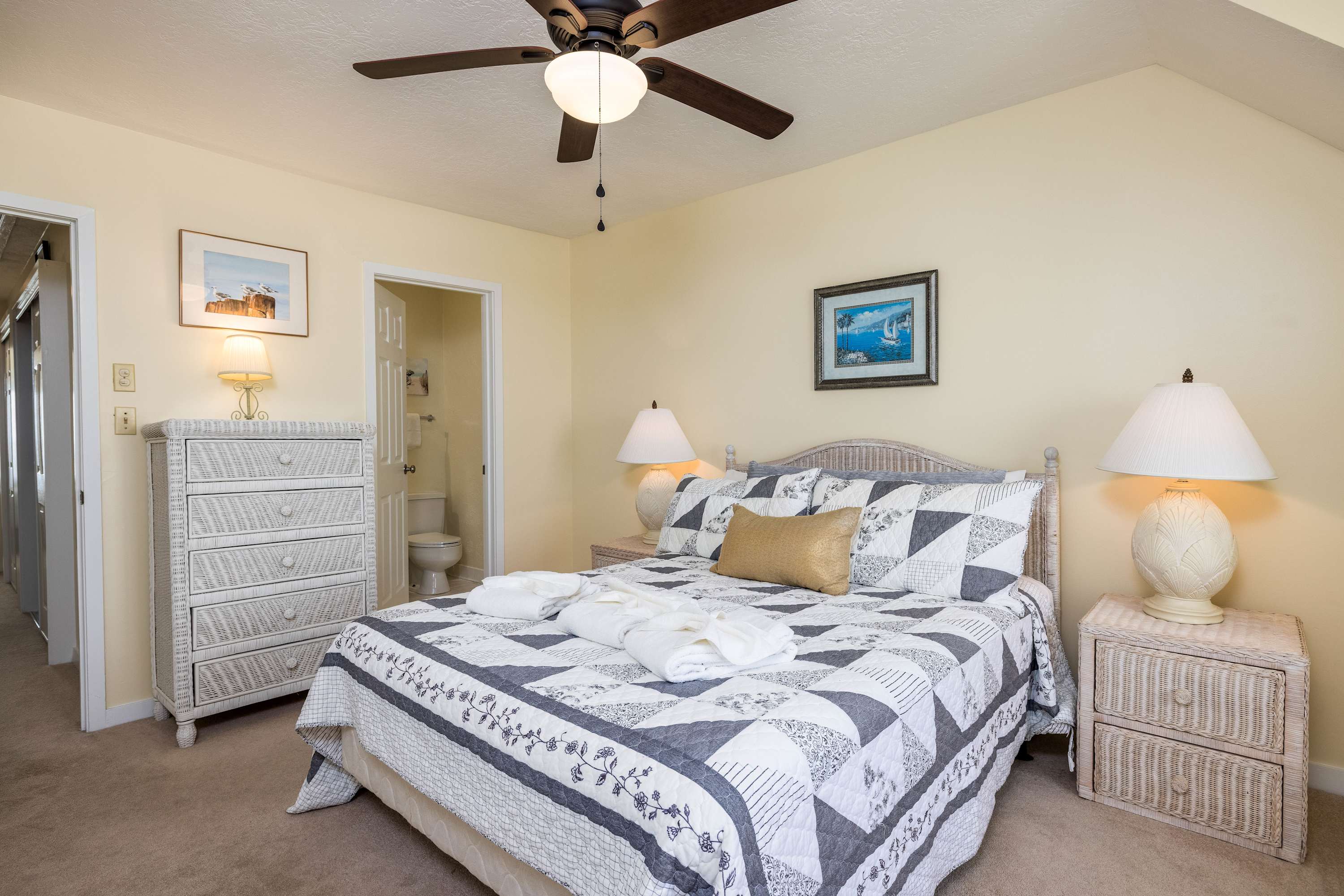 643 Newhaven Stunning Ocean View | Photo 20