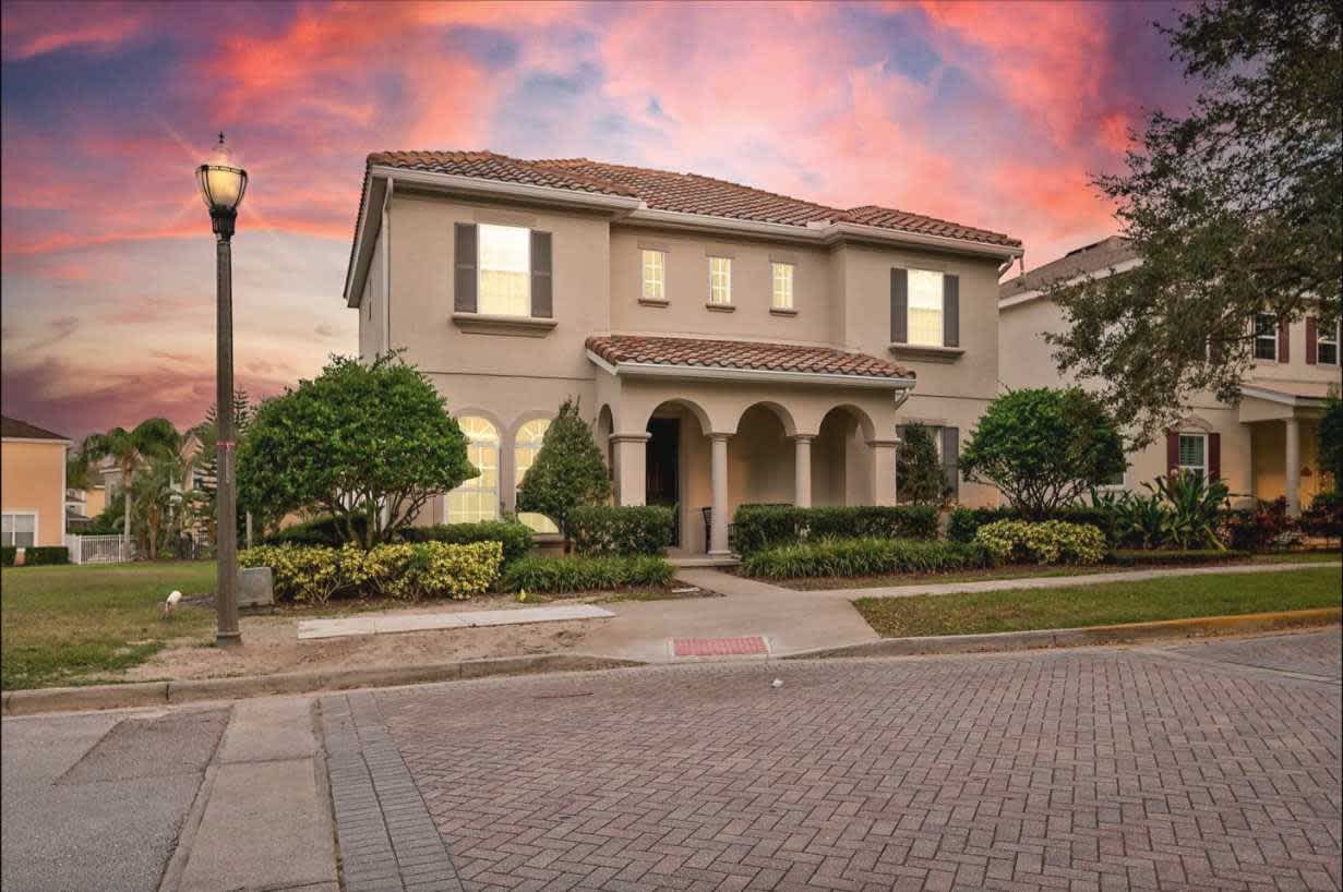 Spacious villa w/pool & game room