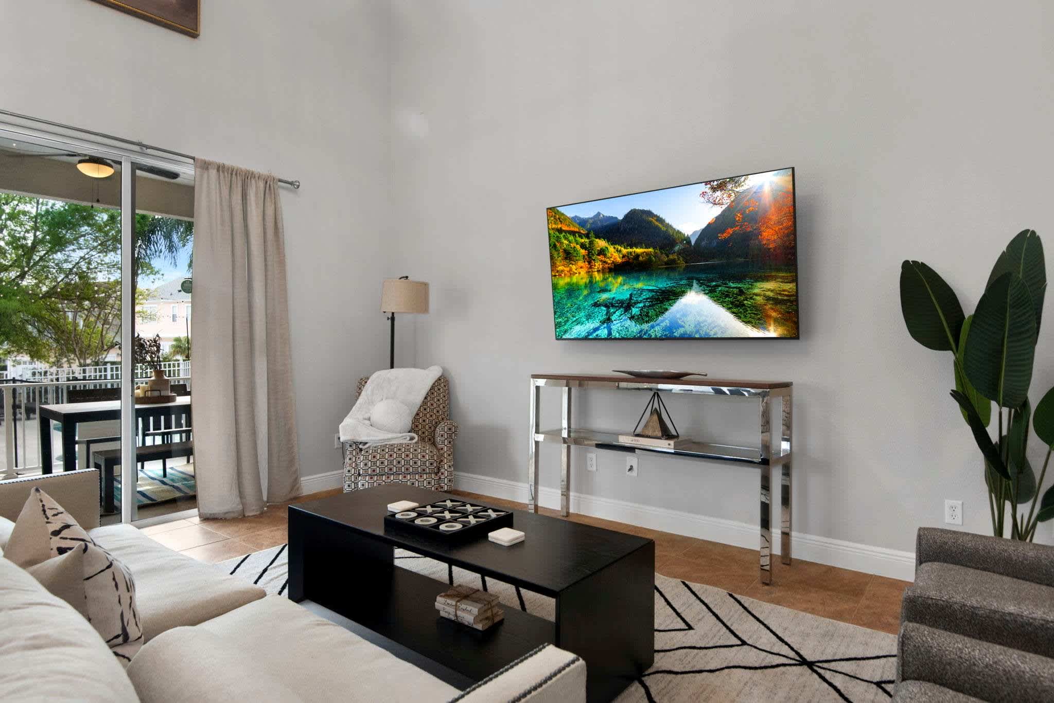 Spacious villa w/pool & game room