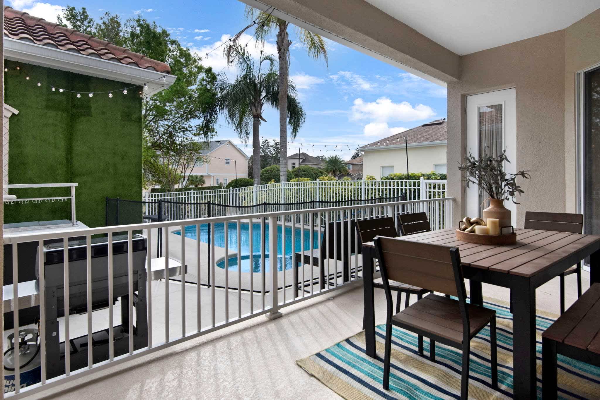 Spacious villa w/pool & game room