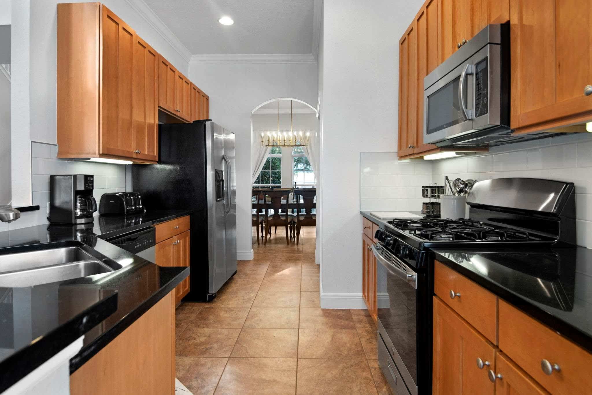 Spacious villa w/pool & game room