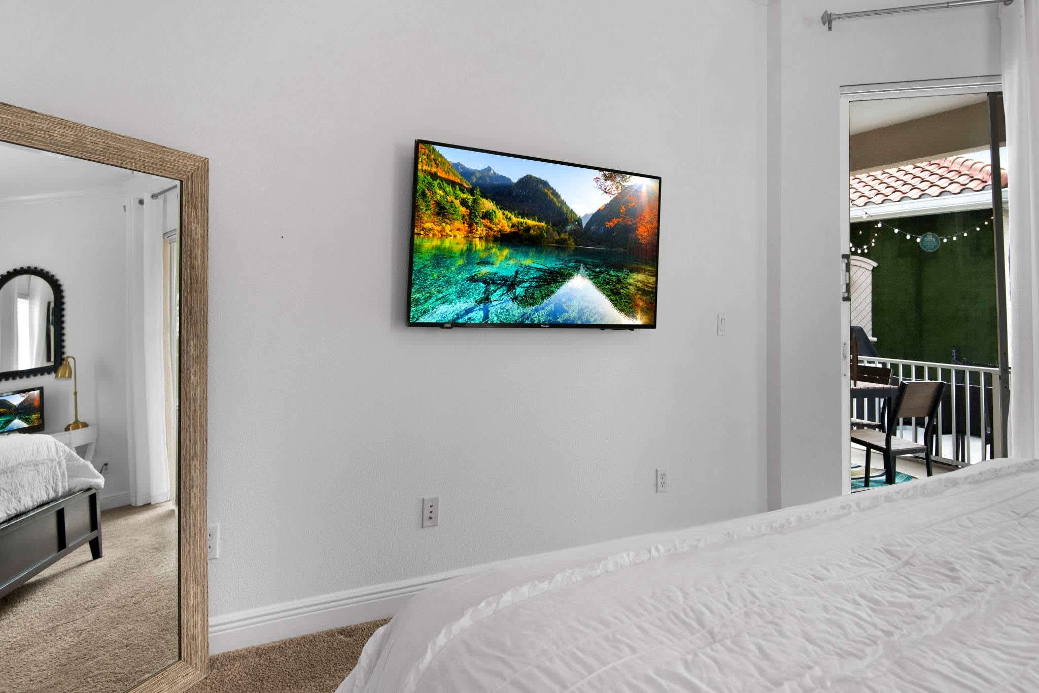 Spacious villa w/pool & game room