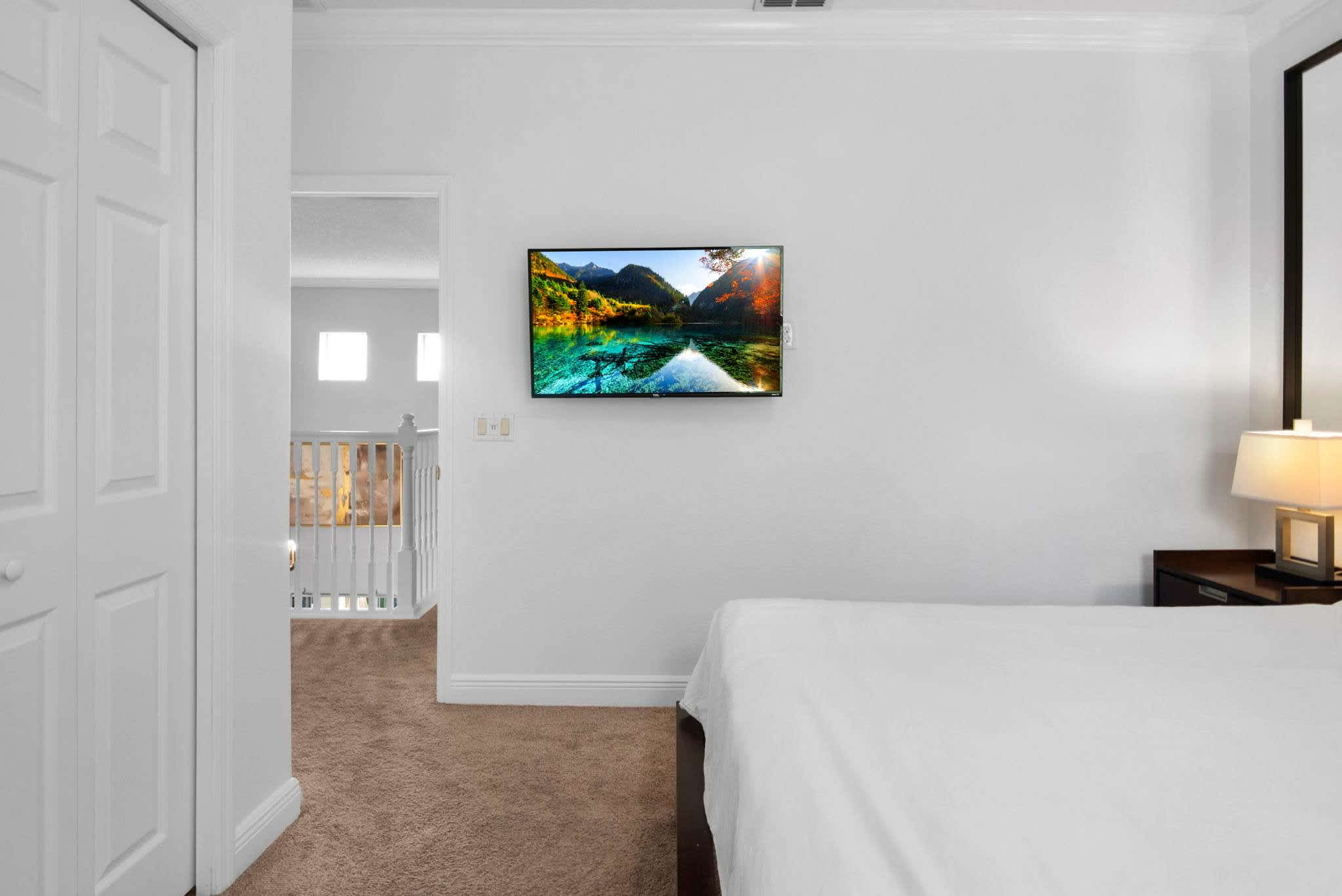 Spacious villa w/pool & game room