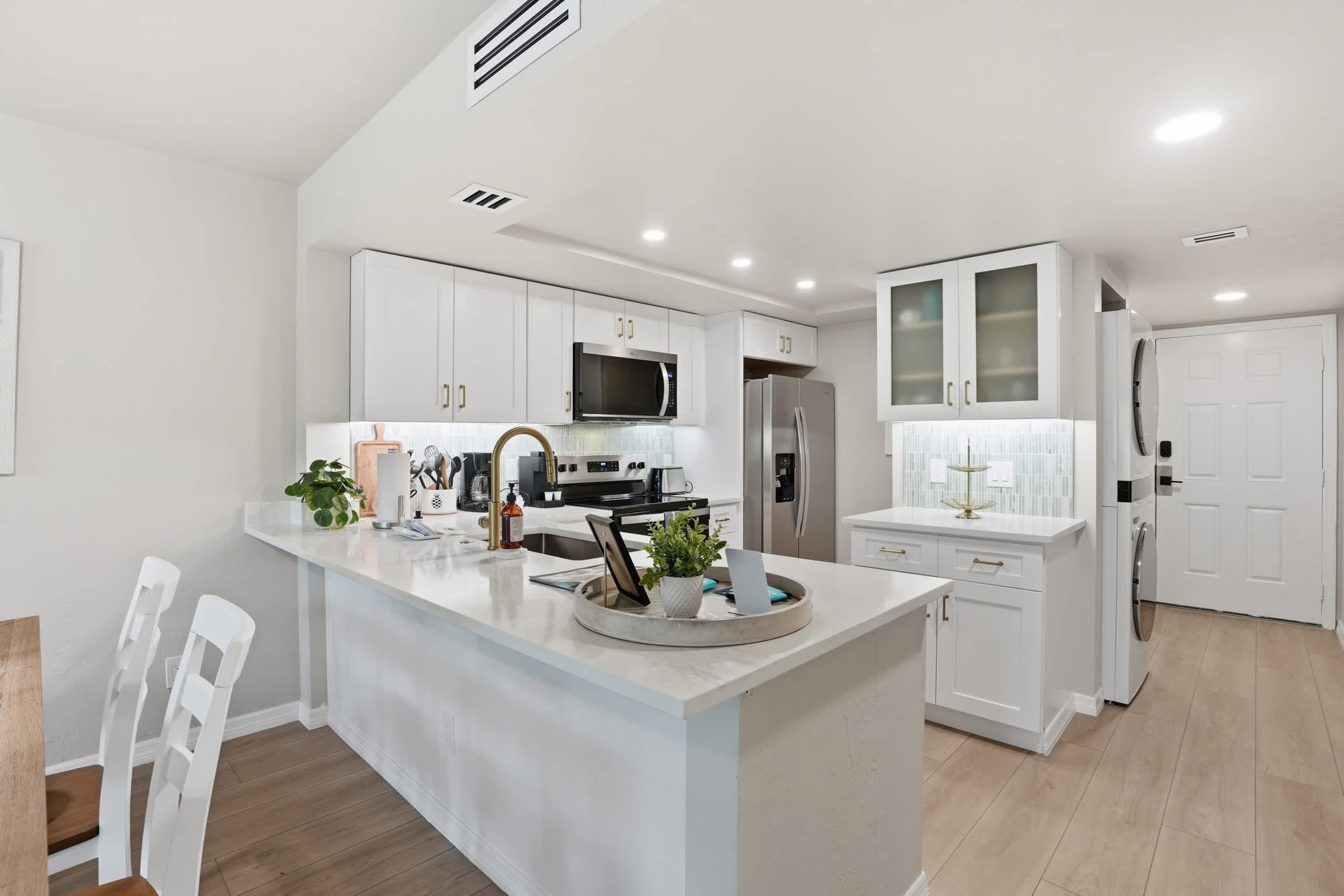 B 114 Totally Remodeled With Walk Out Lanai | Photo 10