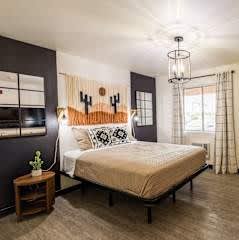 Pet-Friendly Studio | 5 Min to Hospital