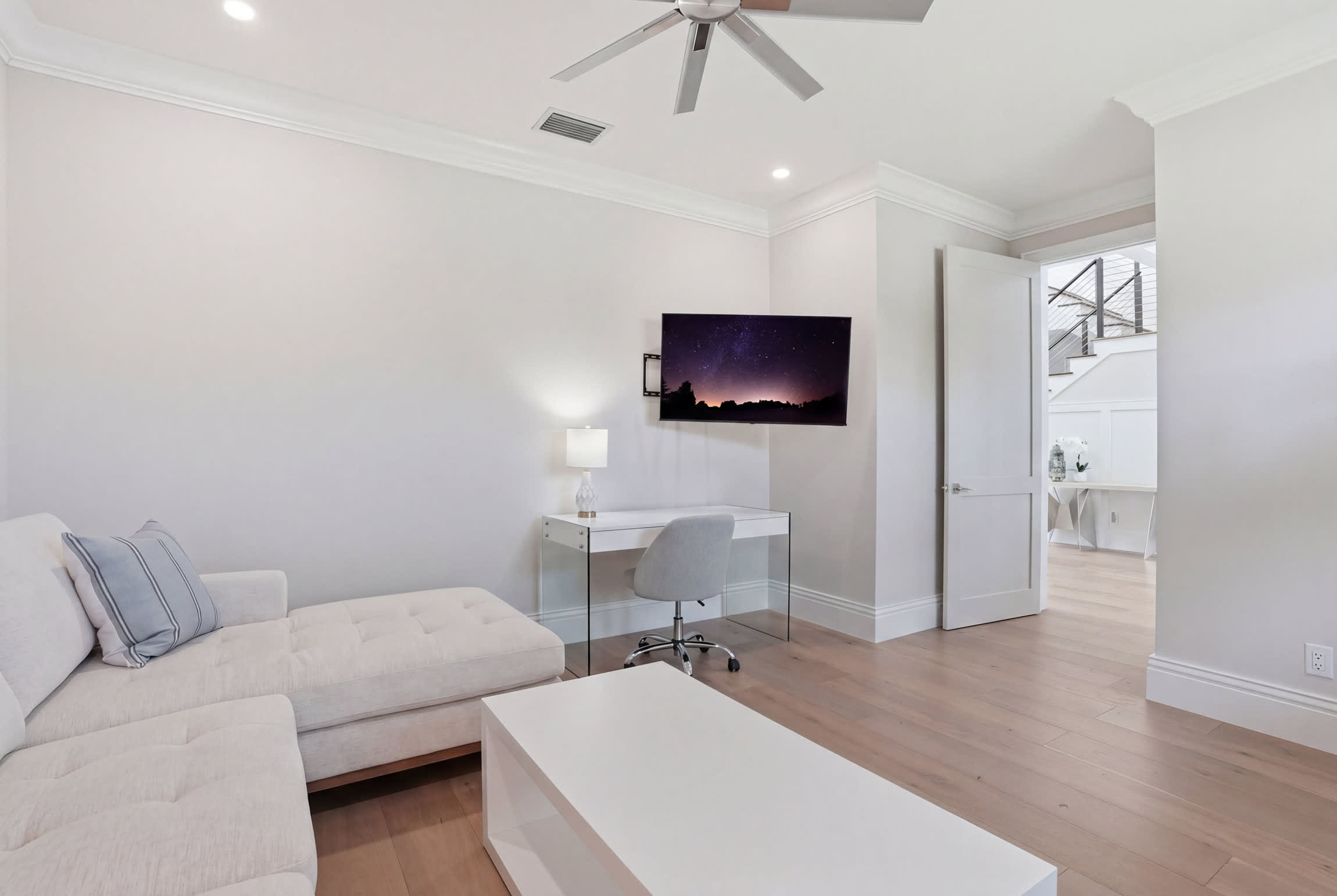 Central Naples Luxury Pool Spa Prime Location | Photo 35