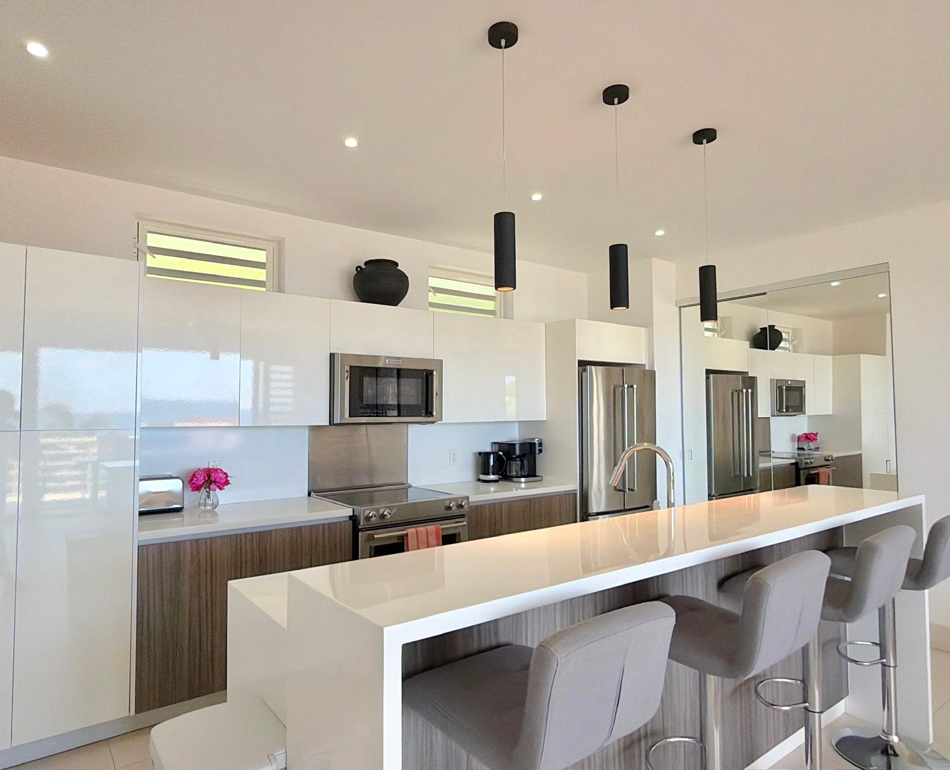 SeaSky 2 Bedroom Condo in Indigo Bay SXM · Indigo Bay | SeaLaVie SXM — photo 5