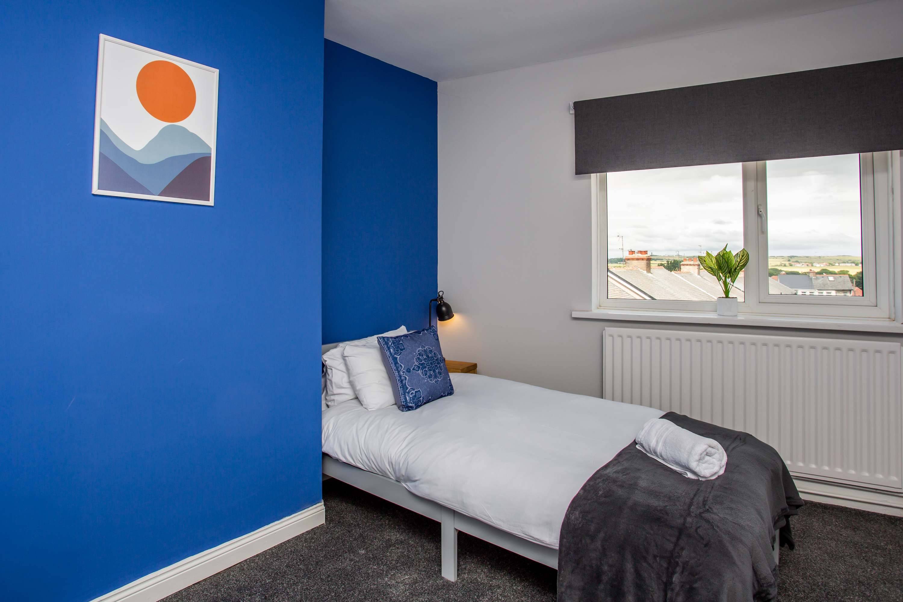 Walk to Seaburn Beach - Parking - Coastal Stay in Sea Road SR6 9DB - Property image 13 - VivreStays