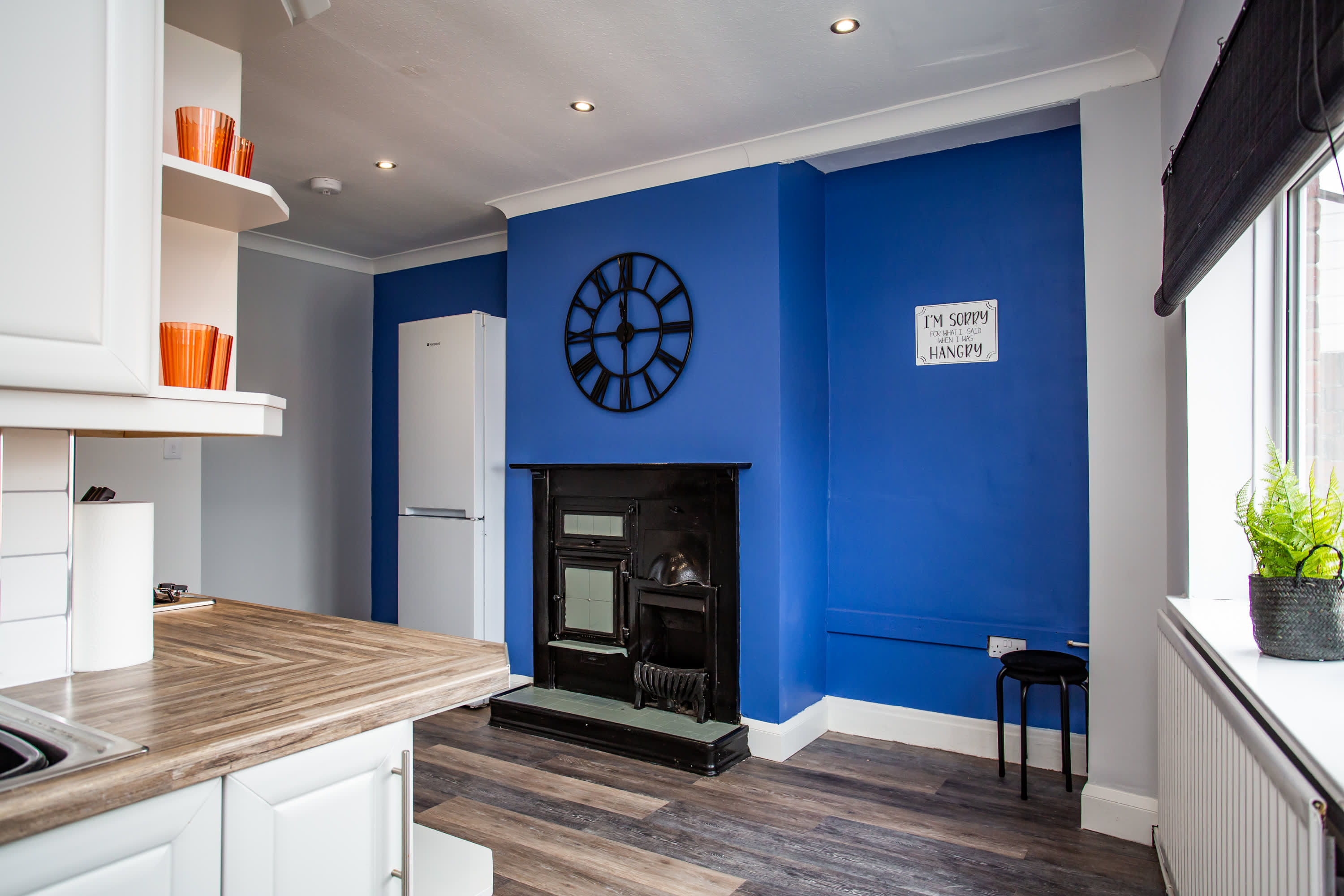 Walk to Seaburn Beach - Parking - Coastal Stay in Sea Road SR6 9DB - Property image 27 - VivreStays