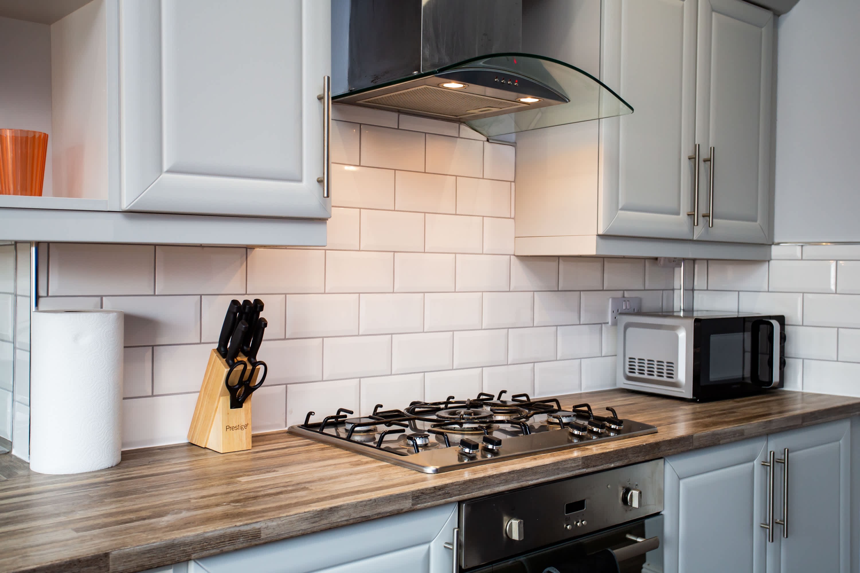 Walk to Seaburn Beach - Parking - Coastal Stay in Sea Road SR6 9DB - Property image 33 - VivreStays