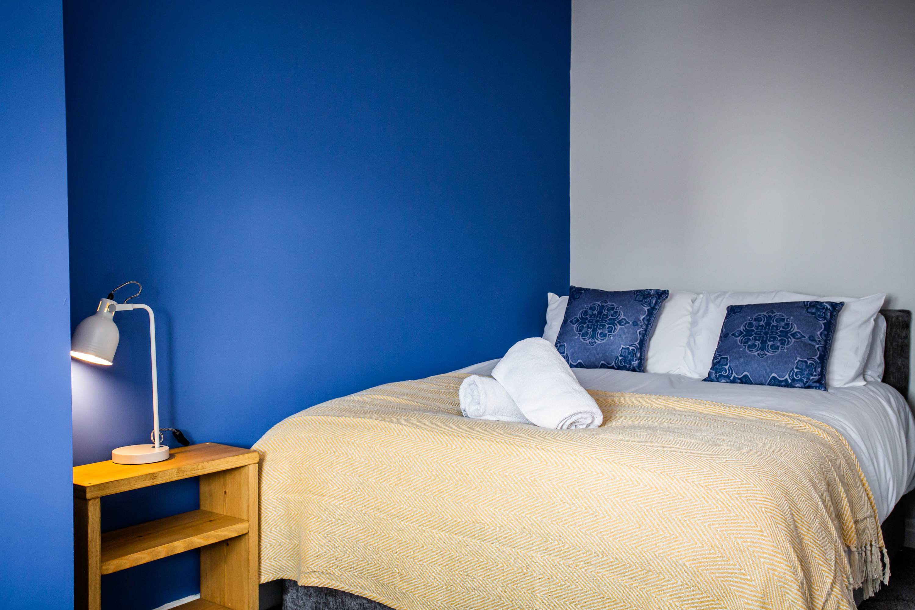 Walk to Seaburn Beach - Parking - Coastal Stay in Sea Road SR6 9DB - Property image 43 - VivreStays