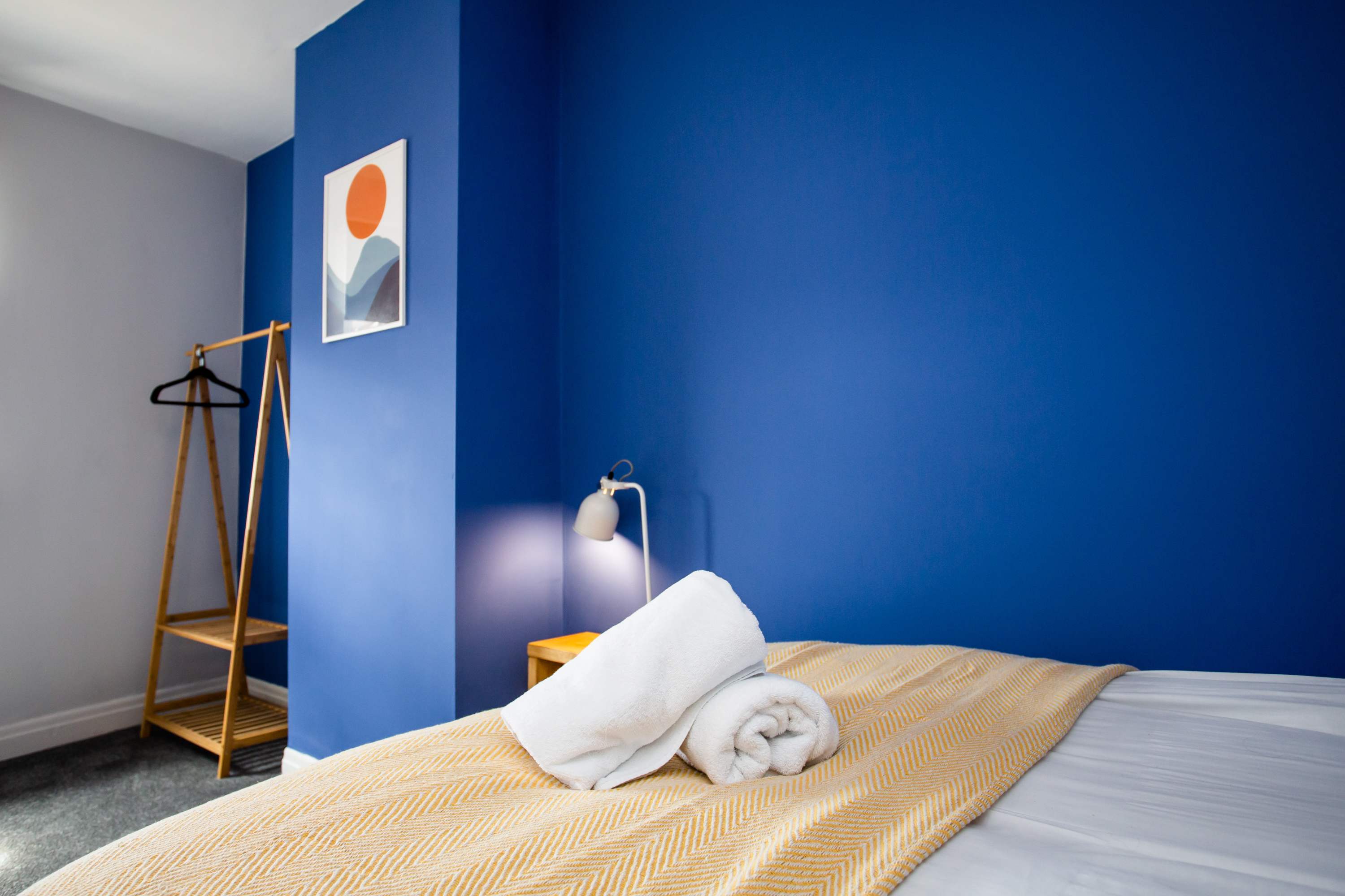 Walk to Seaburn Beach - Parking - Coastal Stay in Sea Road SR6 9DB - Property image 45 - VivreStays