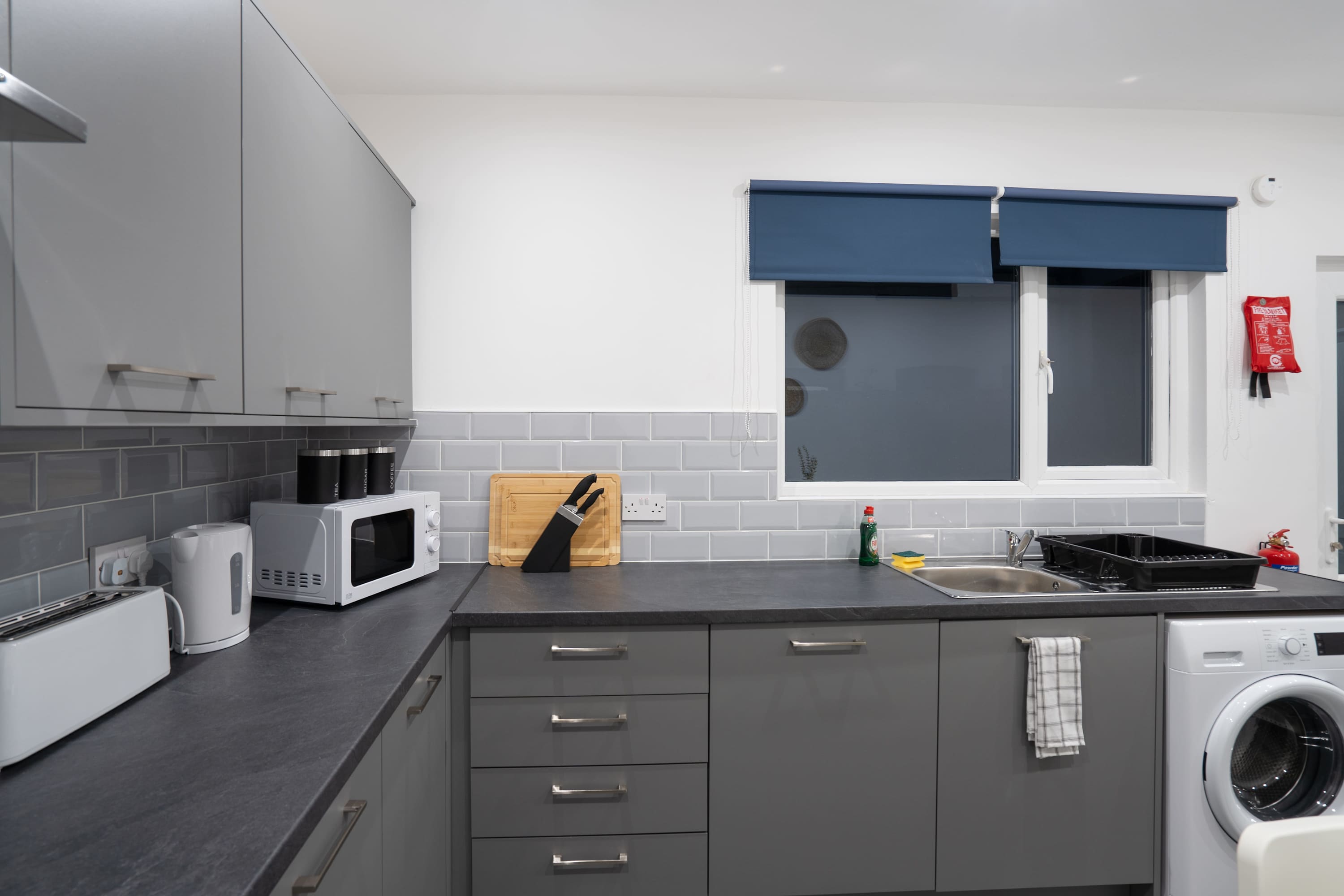 View 10 Mins BAE Systems -Contractor Stay -Free Parking in Greengate Street LA14 1BD 10 Mins BAE Systems -Contractor Stay -Free Parking in Greengate Street LA14 1BD - Property image 14 - VivreStays