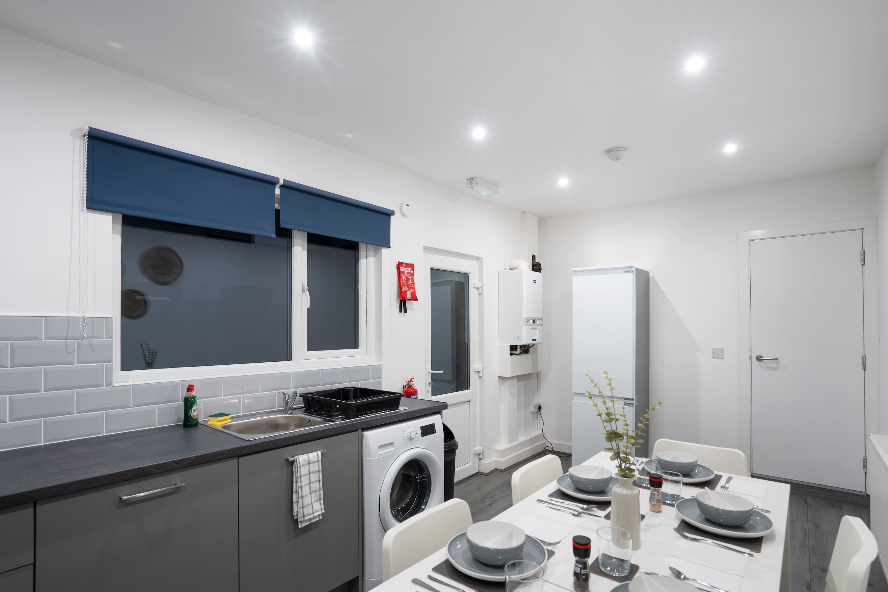 View 10 Mins BAE Systems -Contractor Stay -Free Parking in Greengate Street LA14 1BD 10 Mins BAE Systems -Contractor Stay -Free Parking in Greengate Street LA14 1BD - Property image 13 - VivreStays