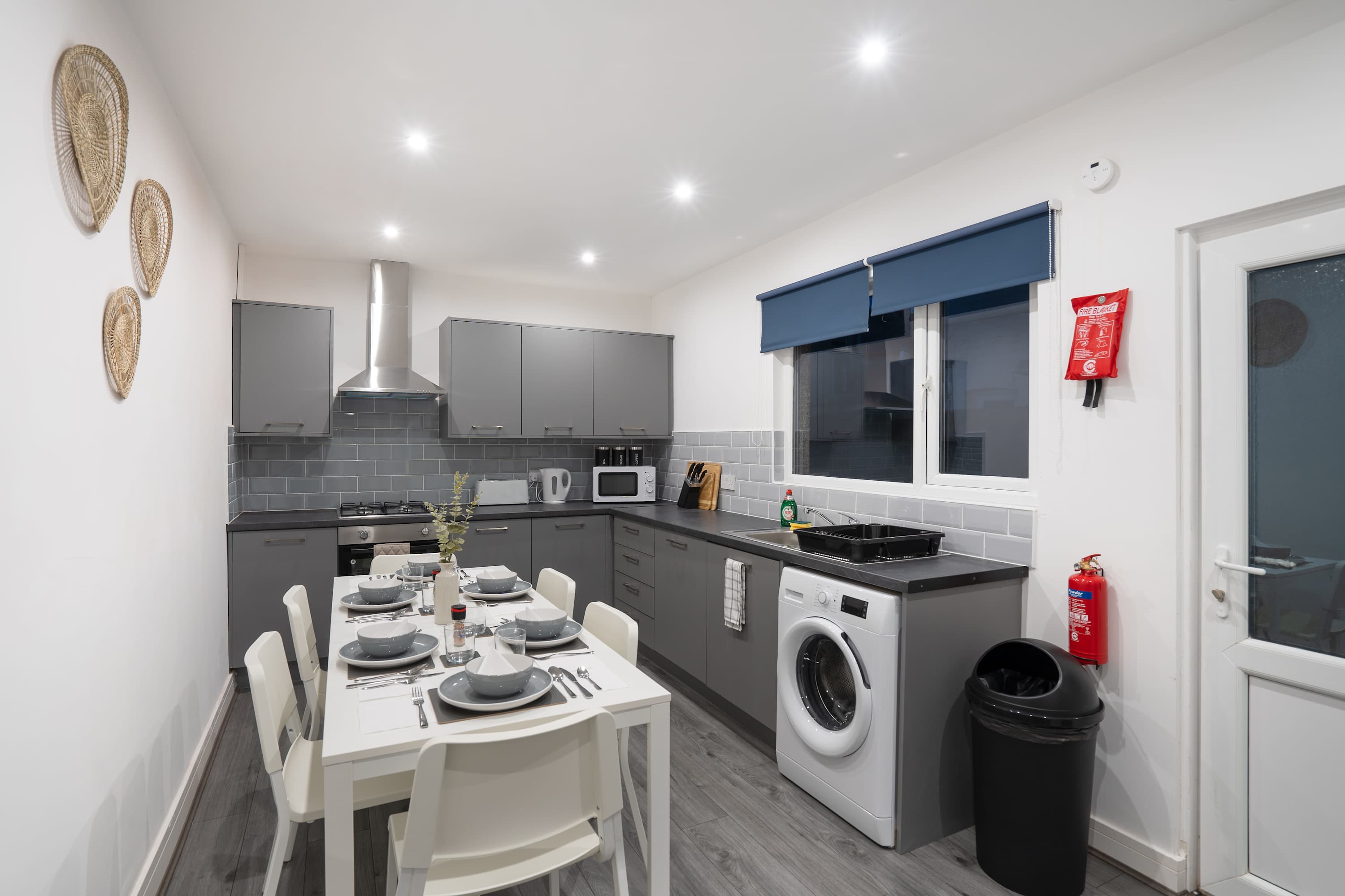 View 10 Mins BAE Systems -Contractor Stay -Free Parking in Greengate Street LA14 1BD 10 Mins BAE Systems -Contractor Stay -Free Parking in Greengate Street LA14 1BD - Property image 3 - VivreStays