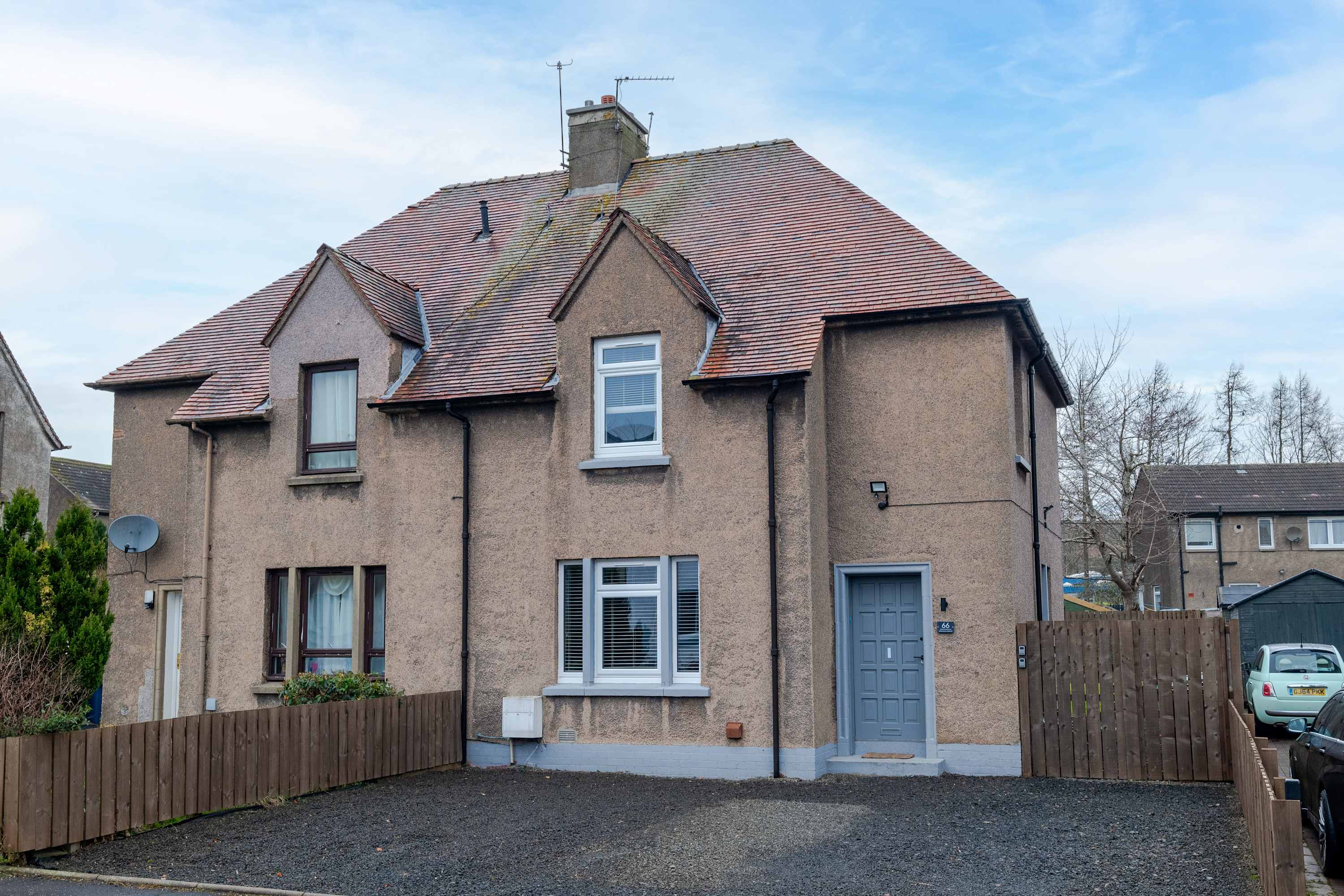 NR Edinburgh Airport & City Modern Home-Parking in Henderson Crescent 66 EH52 6EZ - Property image 9 - VivreStays