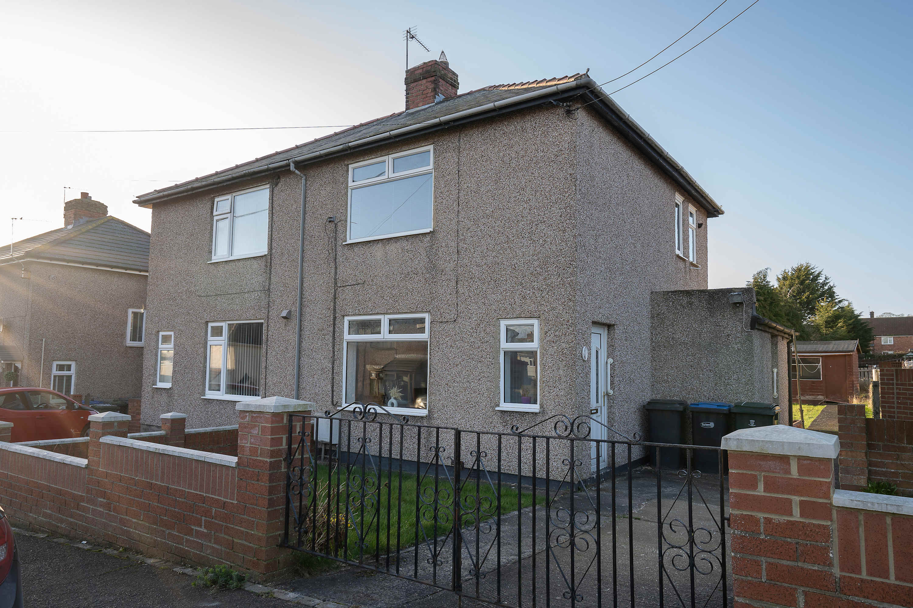 Nr Durham - Free Parking- 2BR Home- Wi-Fi-Sleeps 5 in Park Avenue 60 DH6 4JN - Property image 8 - VivreStays