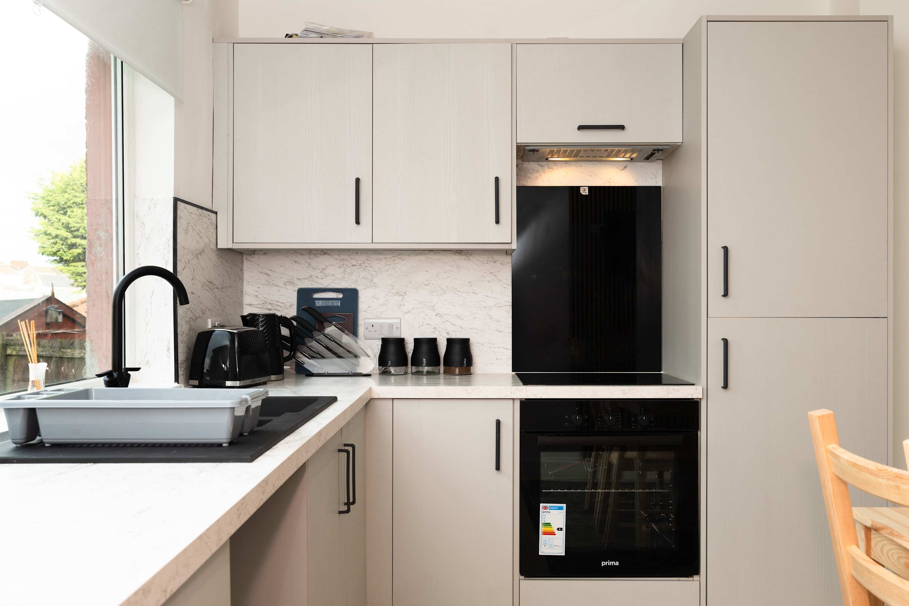 Parking - Wi-Fi -Near Falkirk & Stirling -Sleeps 6 in High Street 24 FK4 1DA - Property image 45 - VivreStays