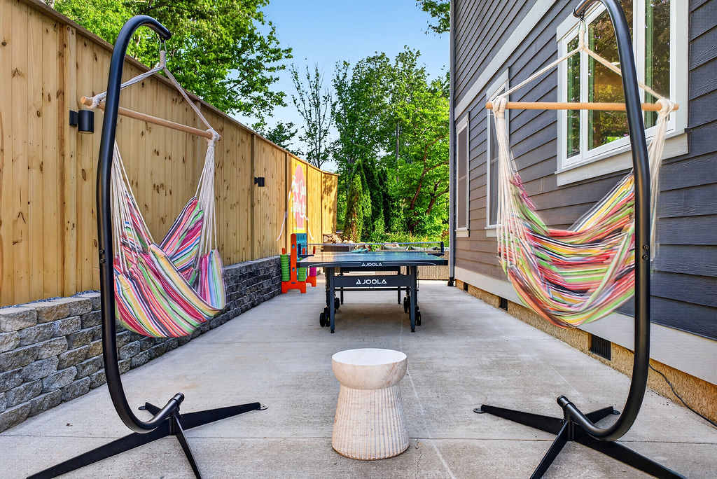 Outdoor Games • Hot Tub • Firepit • Grill • Sauna 3