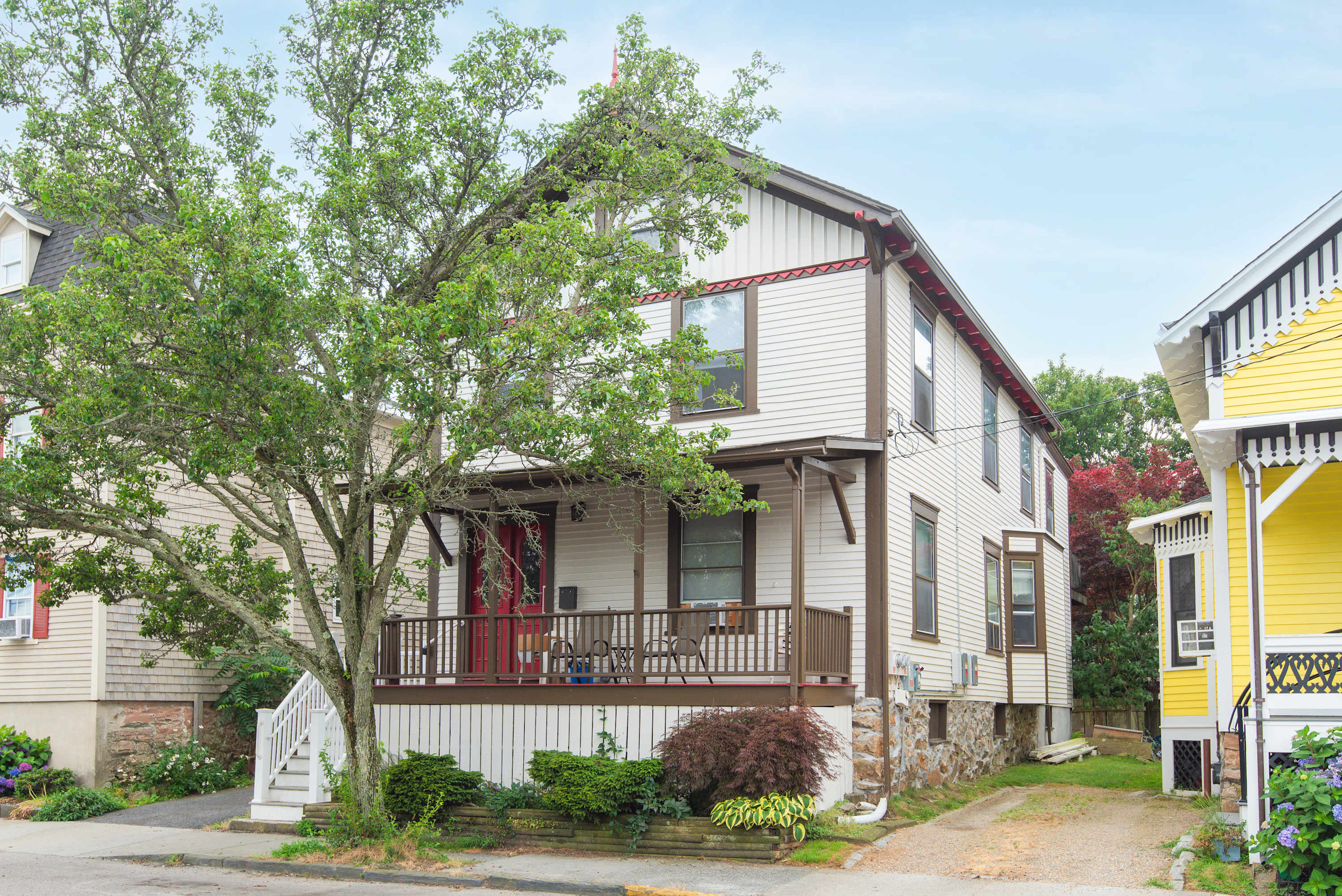 Two Newport Homes Steps from Broadway — Newport, RI — vacation rental