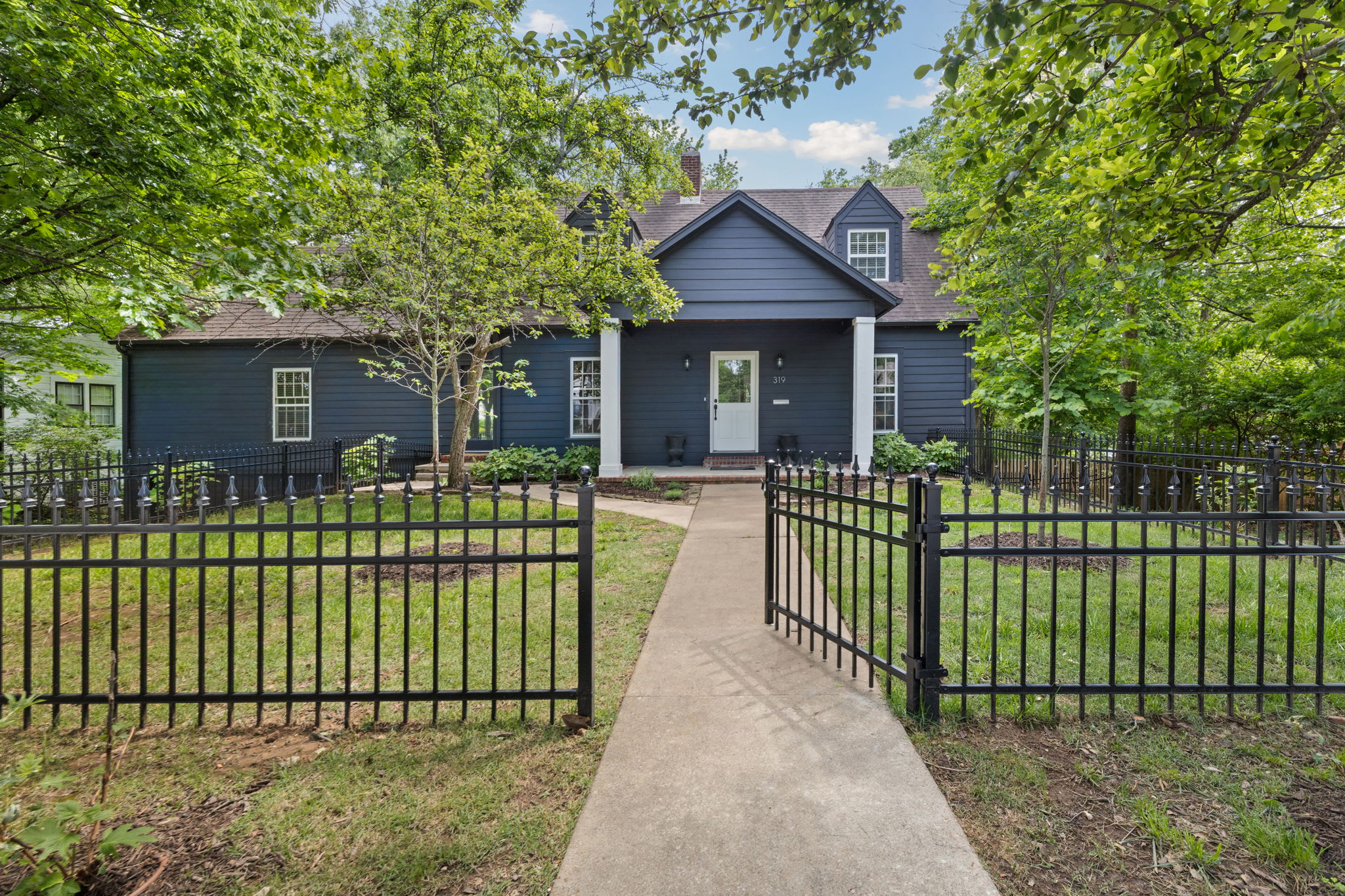 Holly House-1mi to UofA-0.5mi to RazorbackGreenway