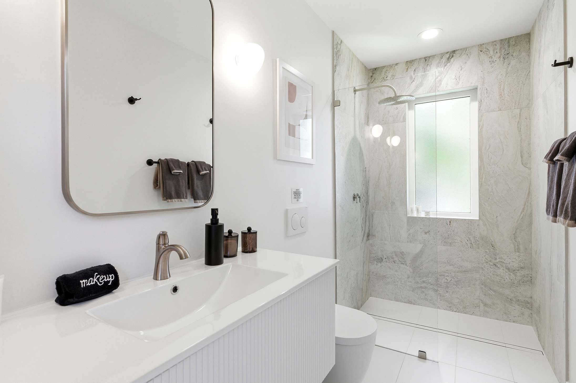 Clean, modern, and oh-so-inviting—this space is proof that less is more.