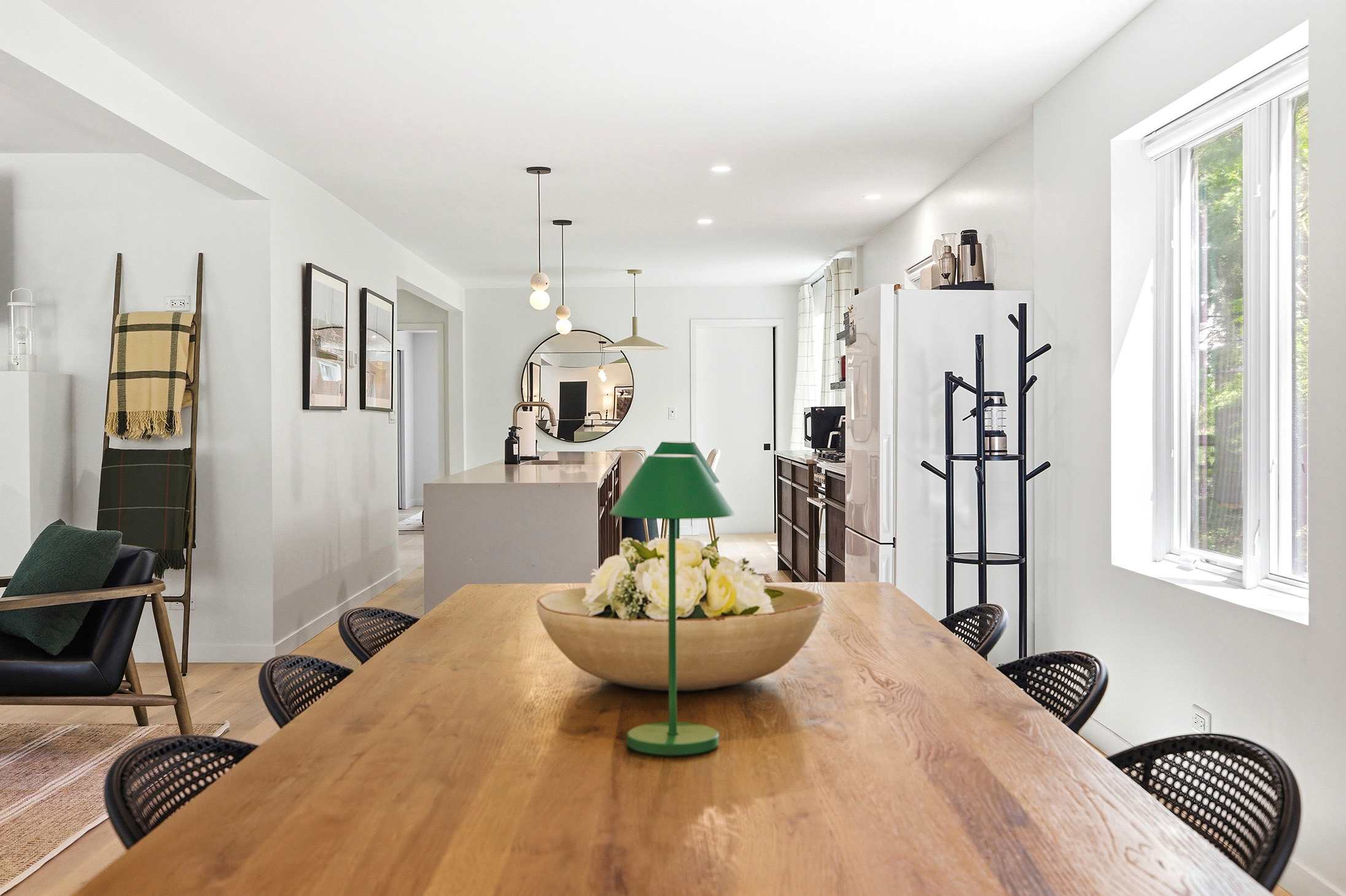 Perfect for big meals, great convos, and making memories.