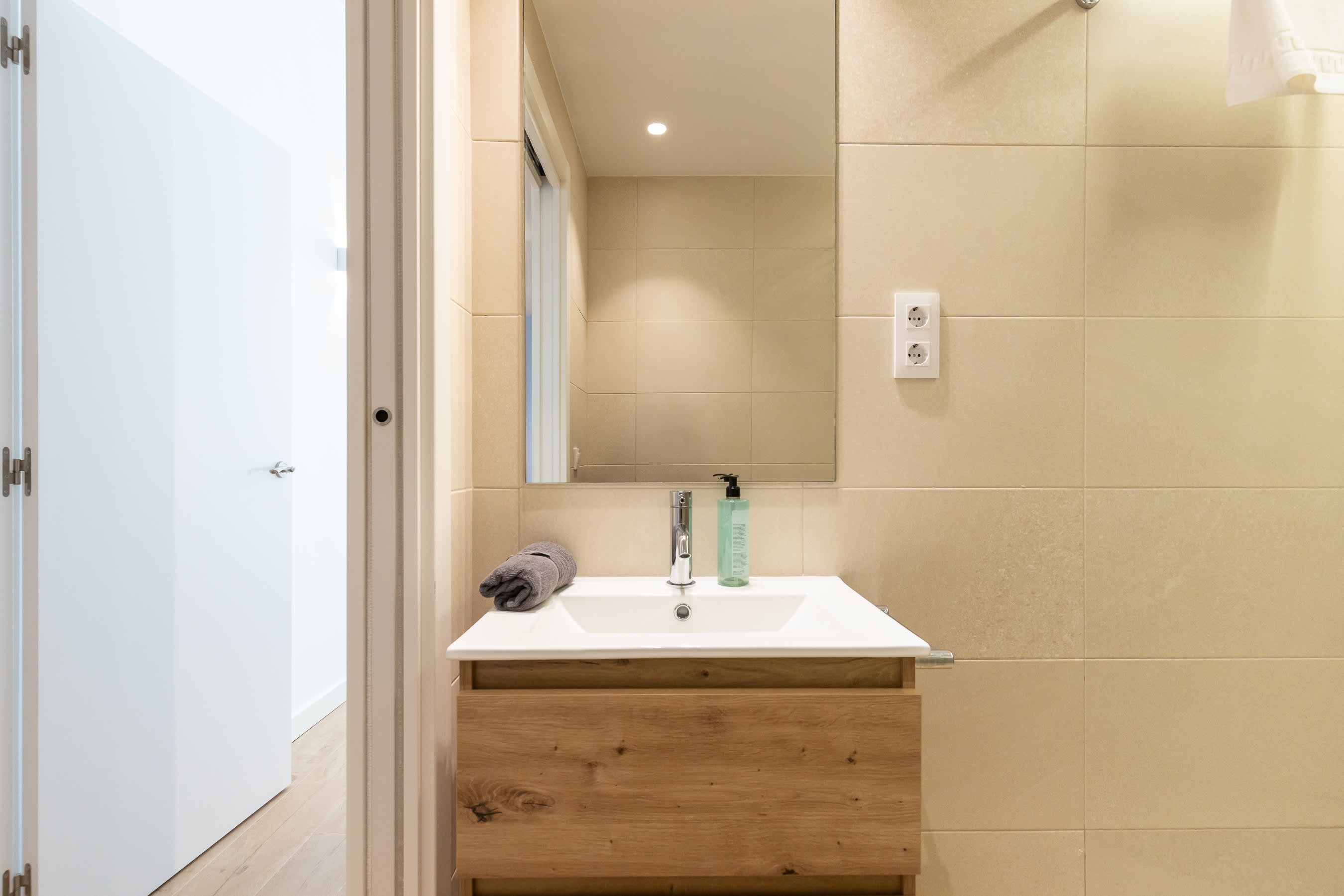 Property thumbnail 75