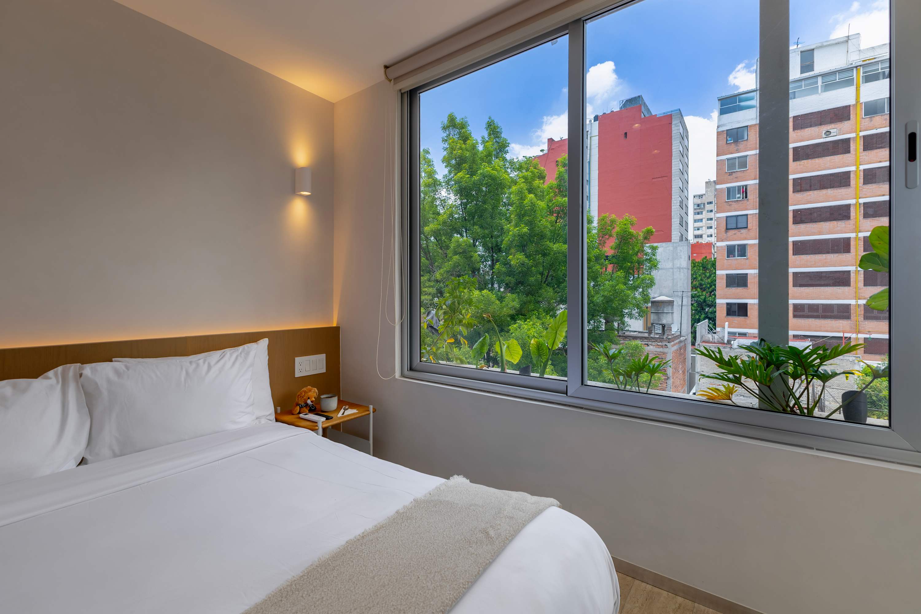 Capitalia | Casa Hugo Anzures Near Polanco