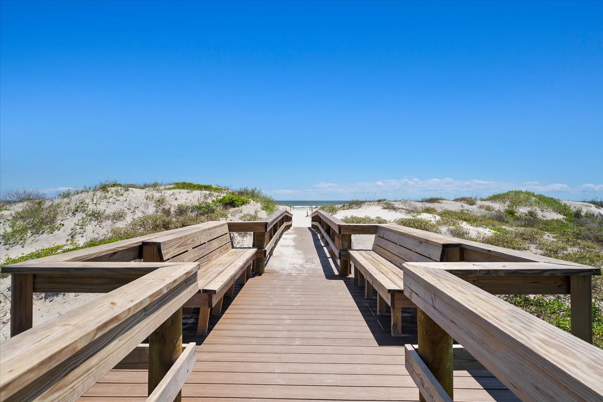 New Rental! Free Fun and Beach Gear Credit