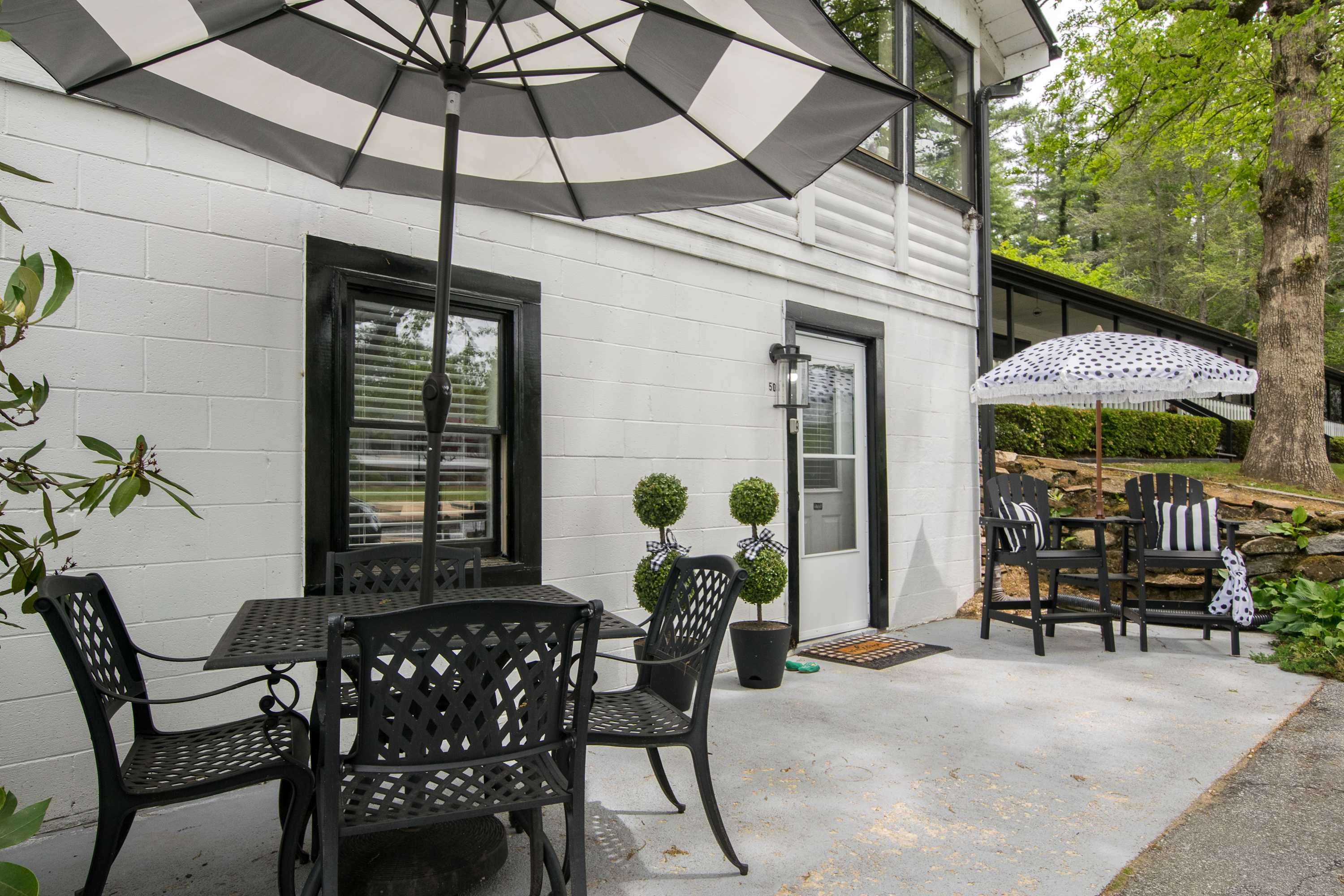 Lakefront Condo w/ King Bed + Free Tix | Pool