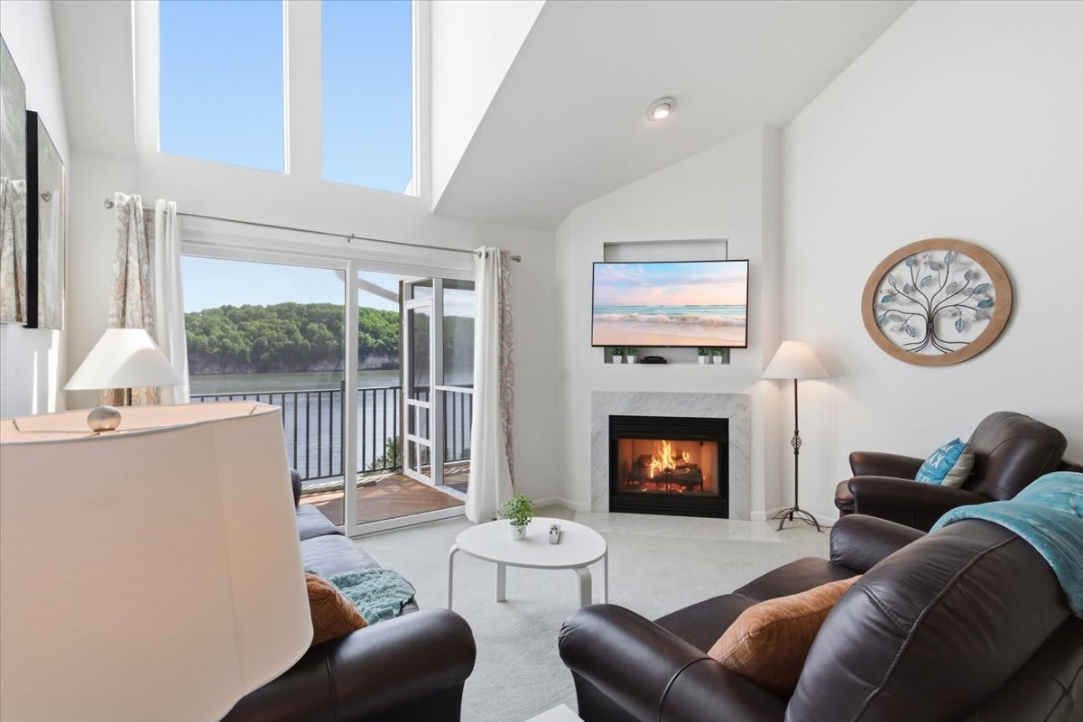 Park Place Villa|Seasonal Pool|LakeView|Gym