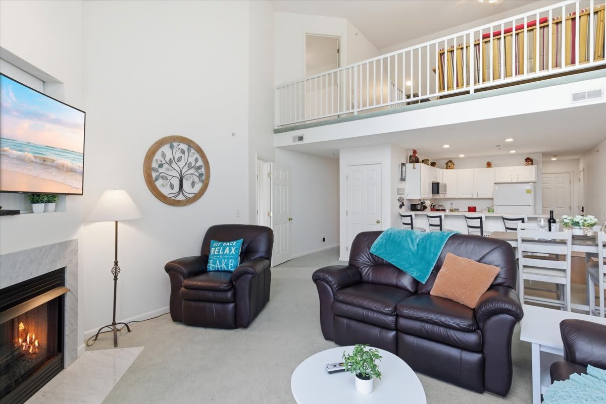 Park Place Villa|Seasonal Pool|LakeView|Gym