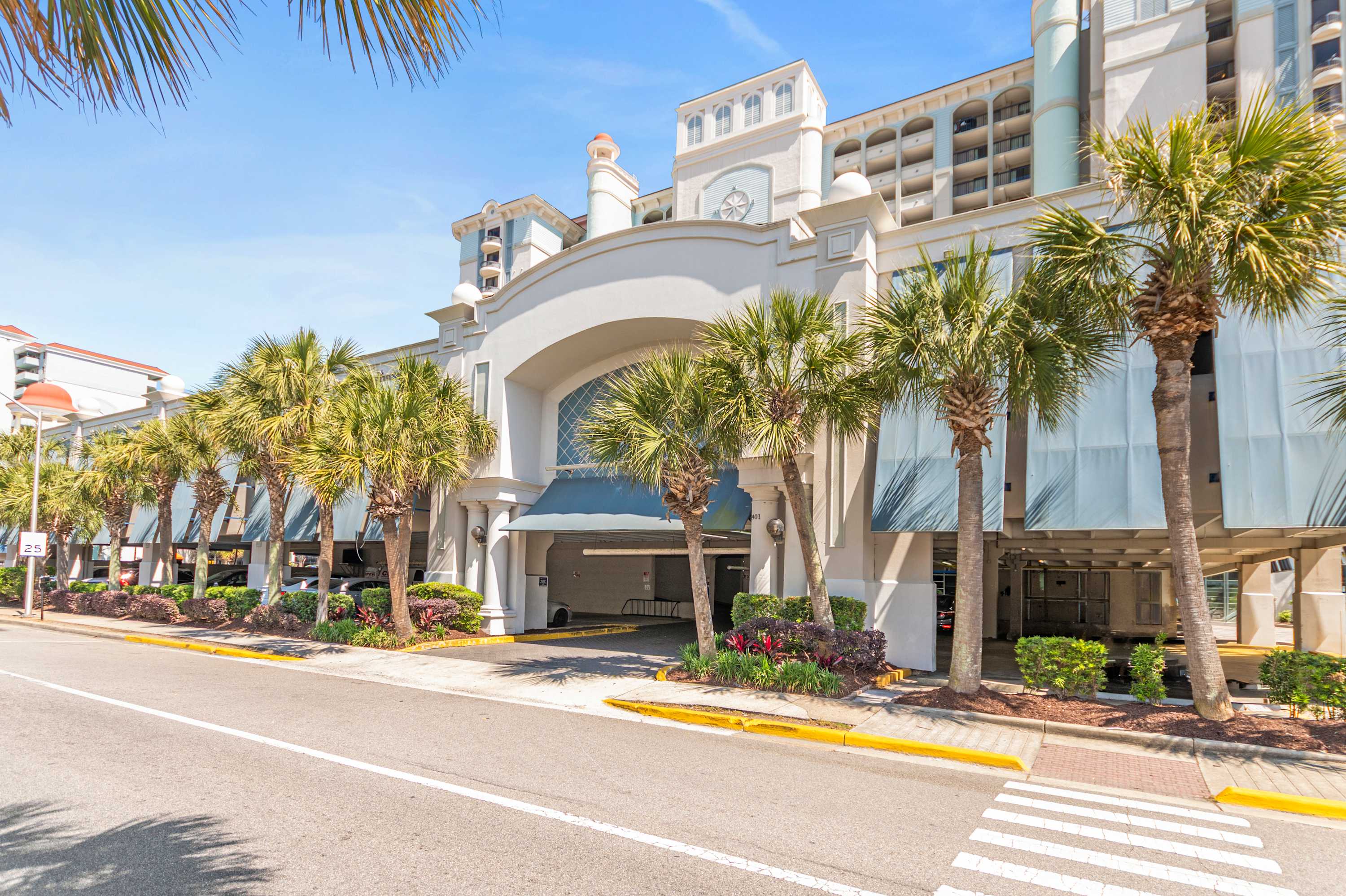 Oceanfront King ALL Amenities Pools W69 | Photo 117