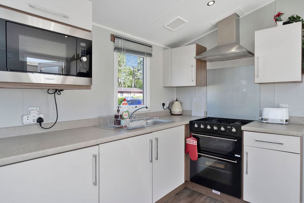 Near Edinburgh - Seton Sands 3BR Spacious Caravan in Links Road EH32 - Property image 9 - VivreStays