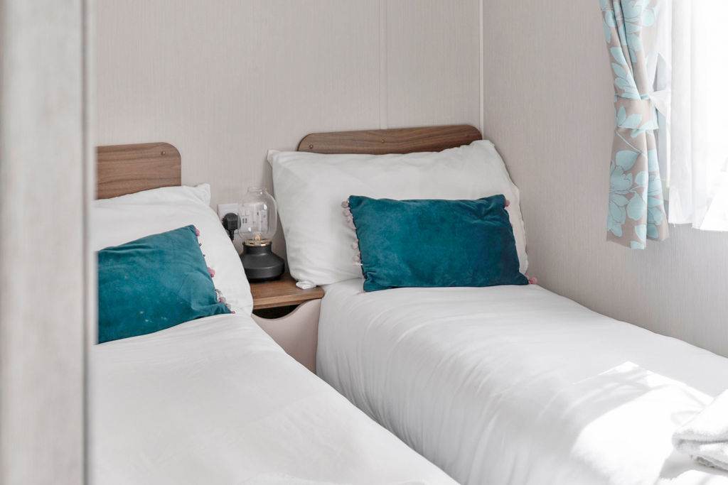 Near Edinburgh - Seton Sands 3BR Spacious Caravan in Links Road EH32 - Property image 15 - VivreStays