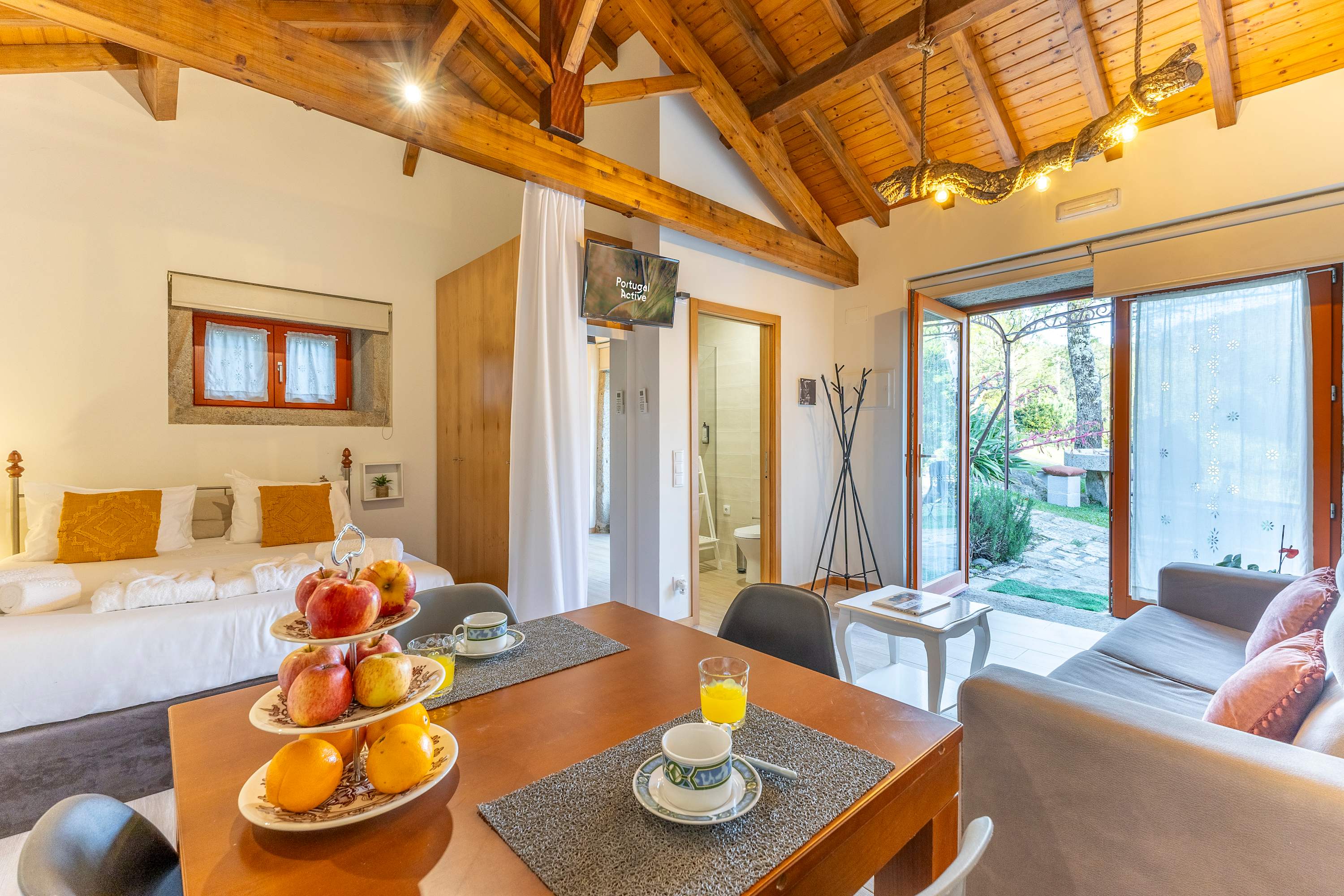 River Beach Loft · Bob Dylan at the Watermill