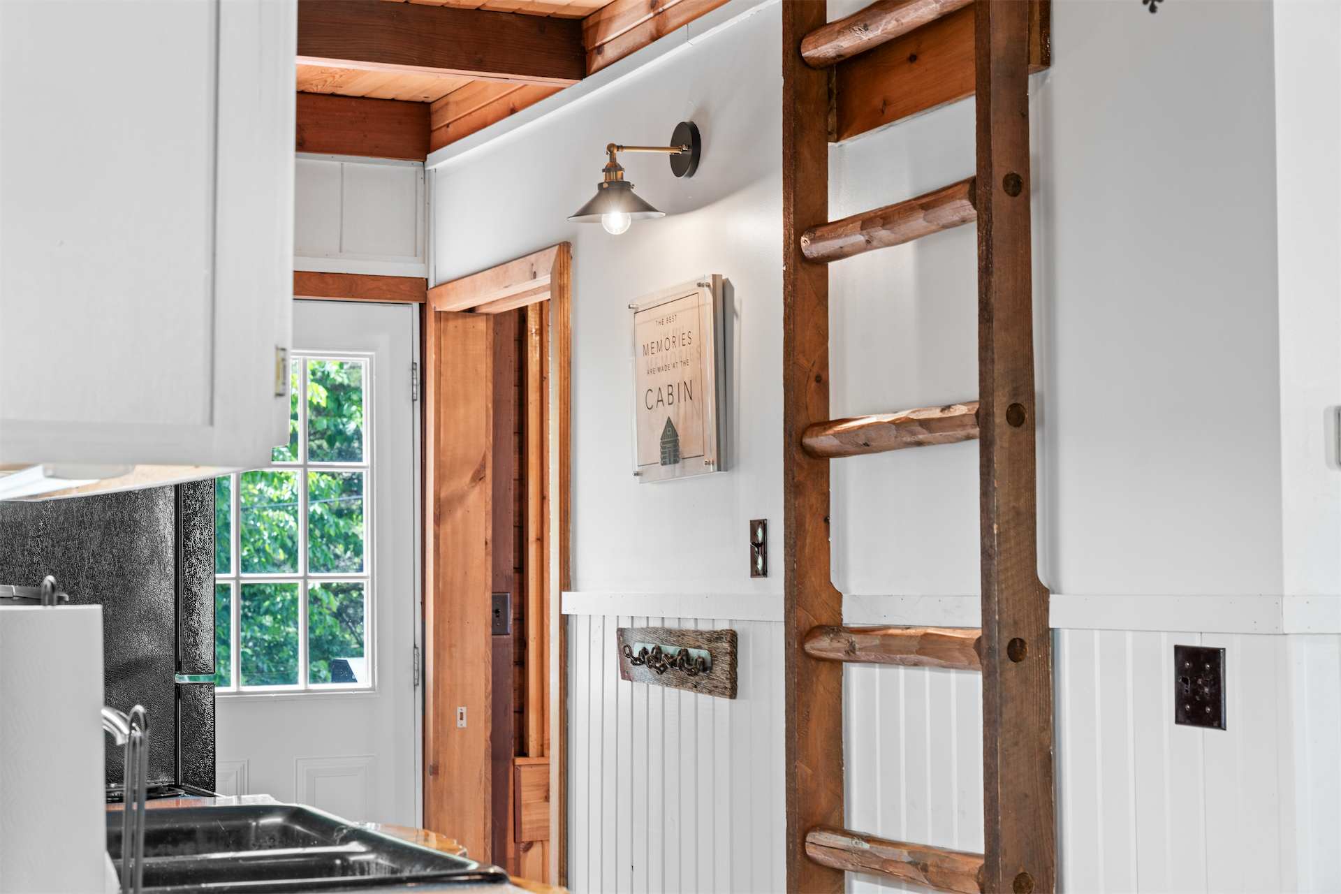 The open kitchen is well equipped for an unforgettable getaway​