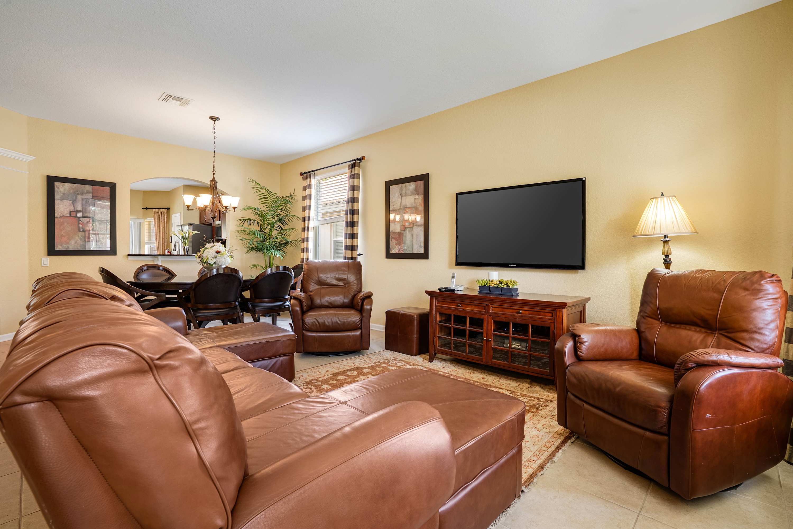6BR family retreat near Disney w/ pool & hot tub
