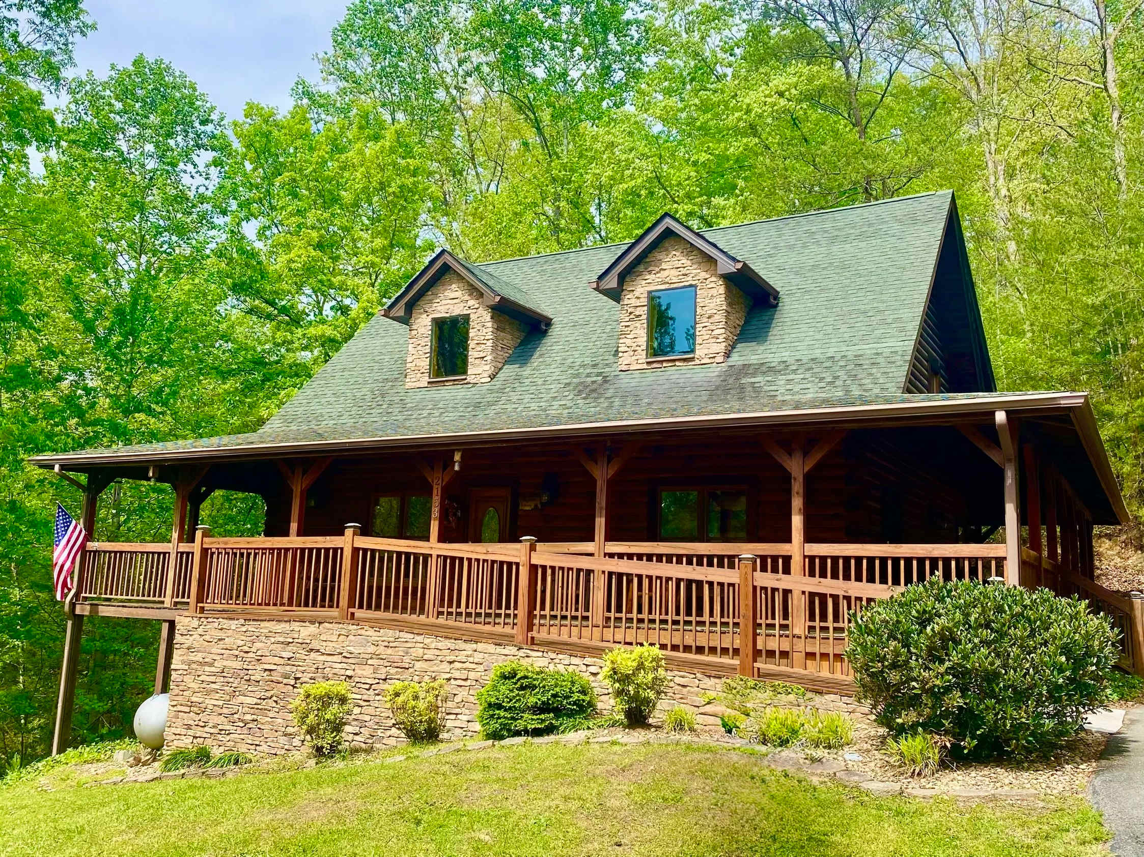 Less than 15 Min 2 Pigeon Forge Parkway/Spacious