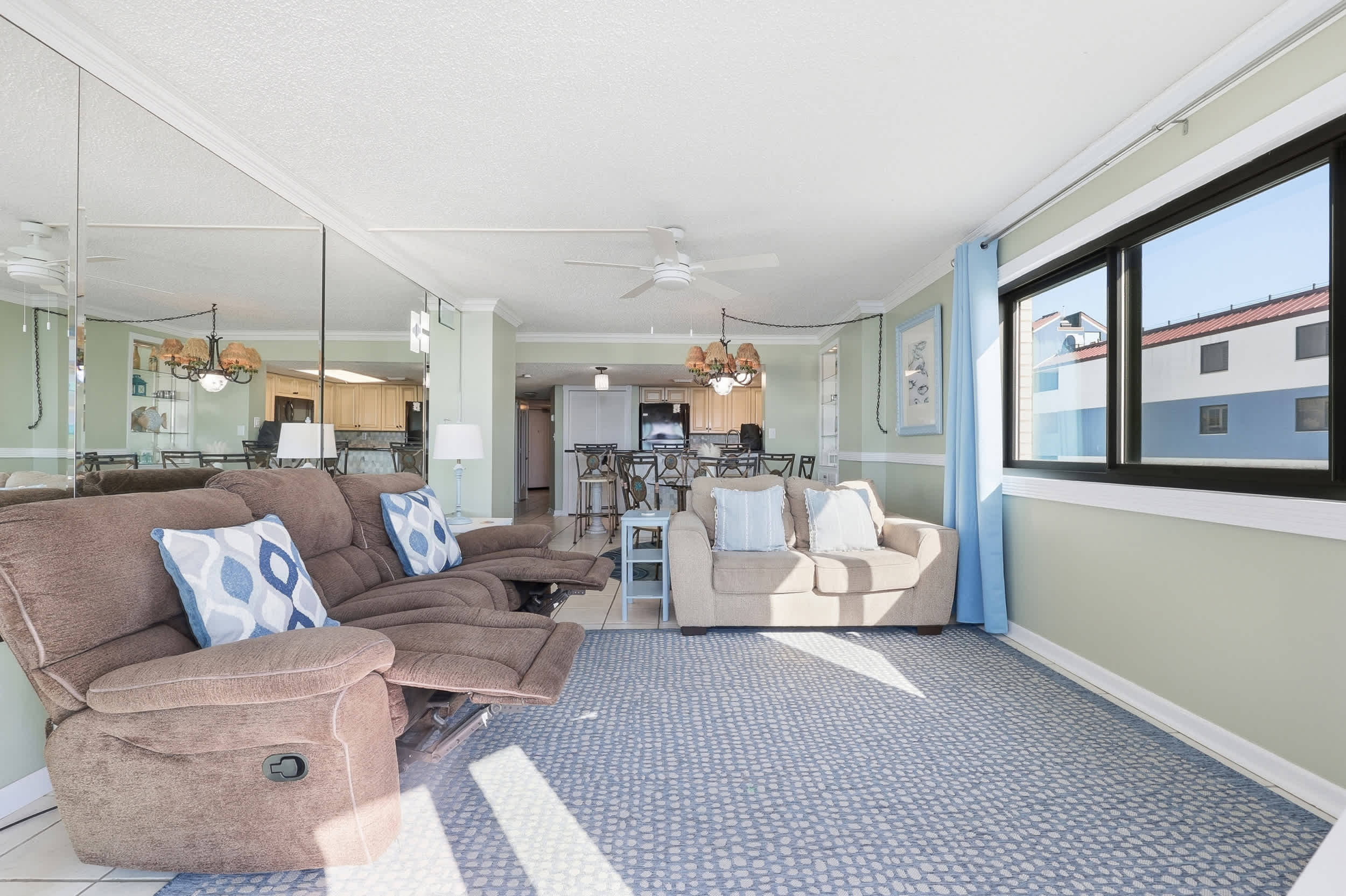 Salt N Sky Oceanfront w Reclining Sofa