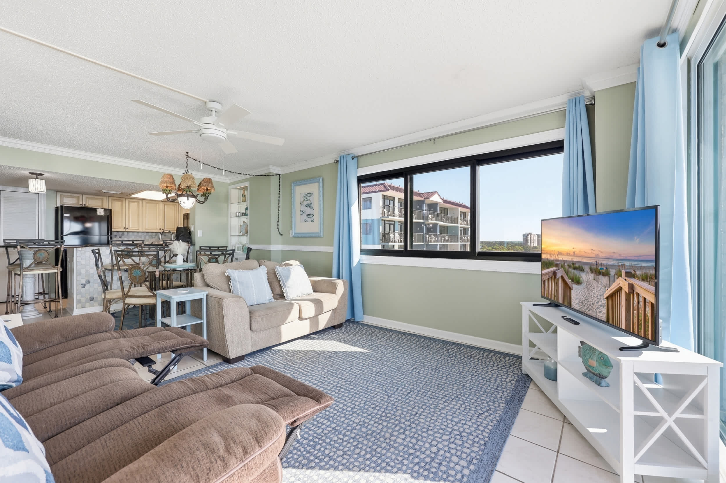 Salt N Sky Oceanfront w Reclining Sofa
