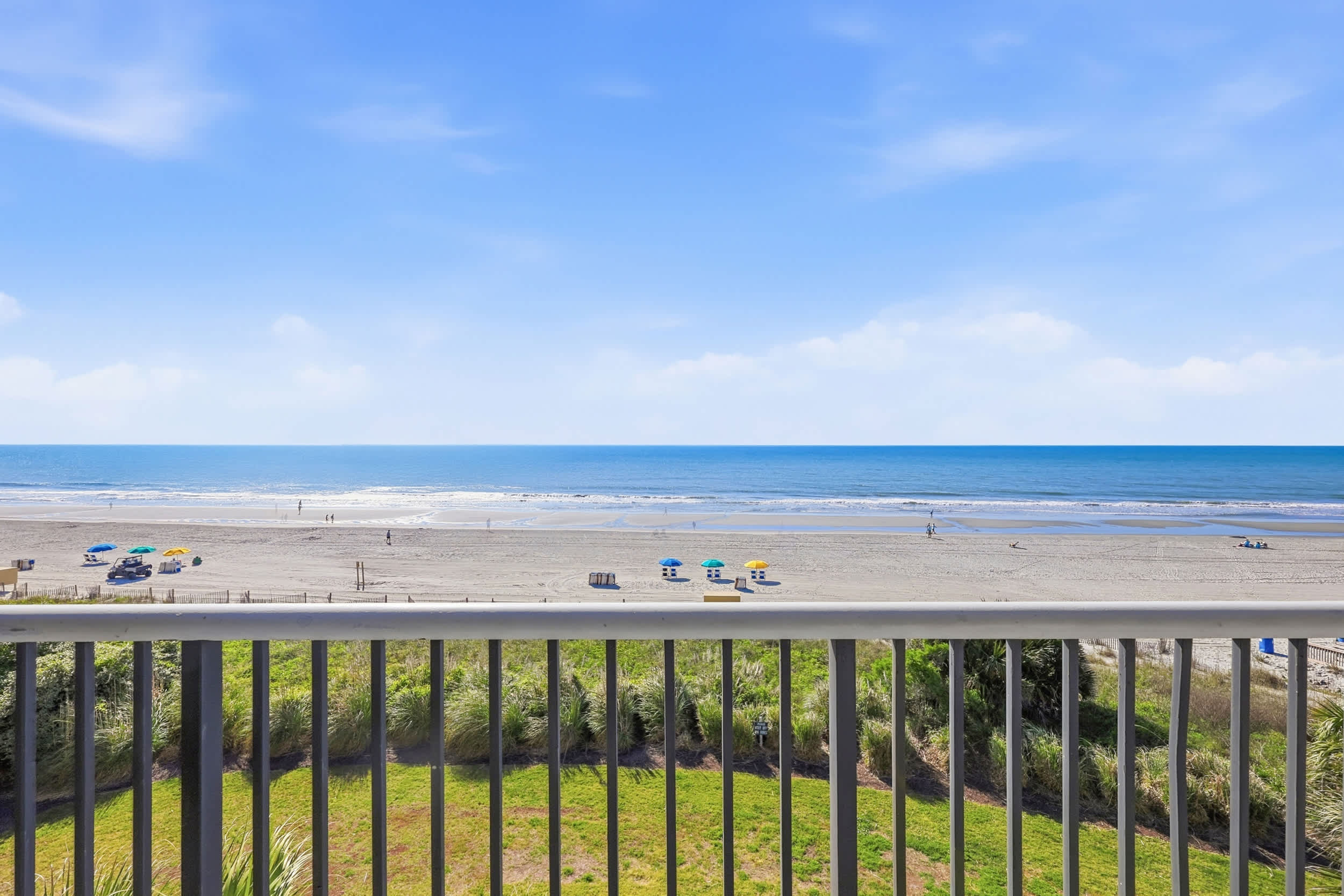 Serenity Suite Oceanfront w Reclining Sofa