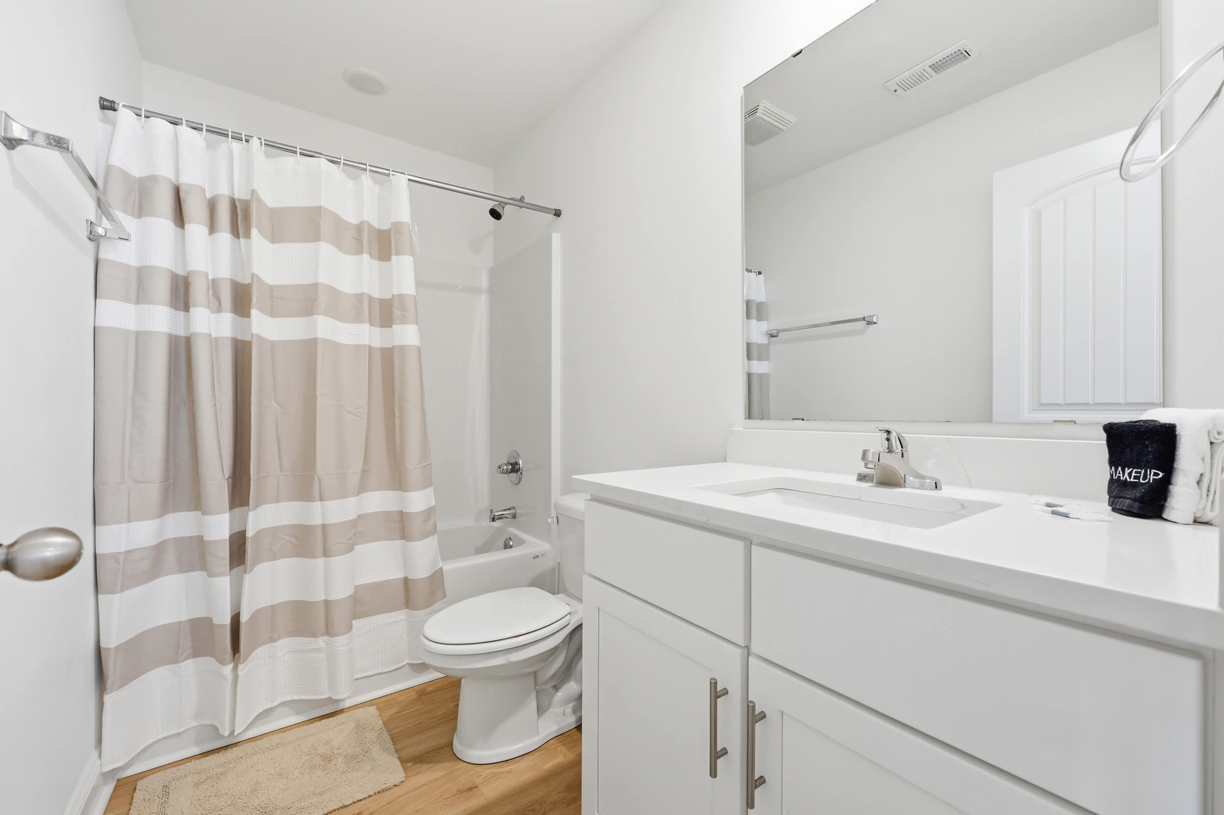 Emerald Horizon New Beach House Free Pets