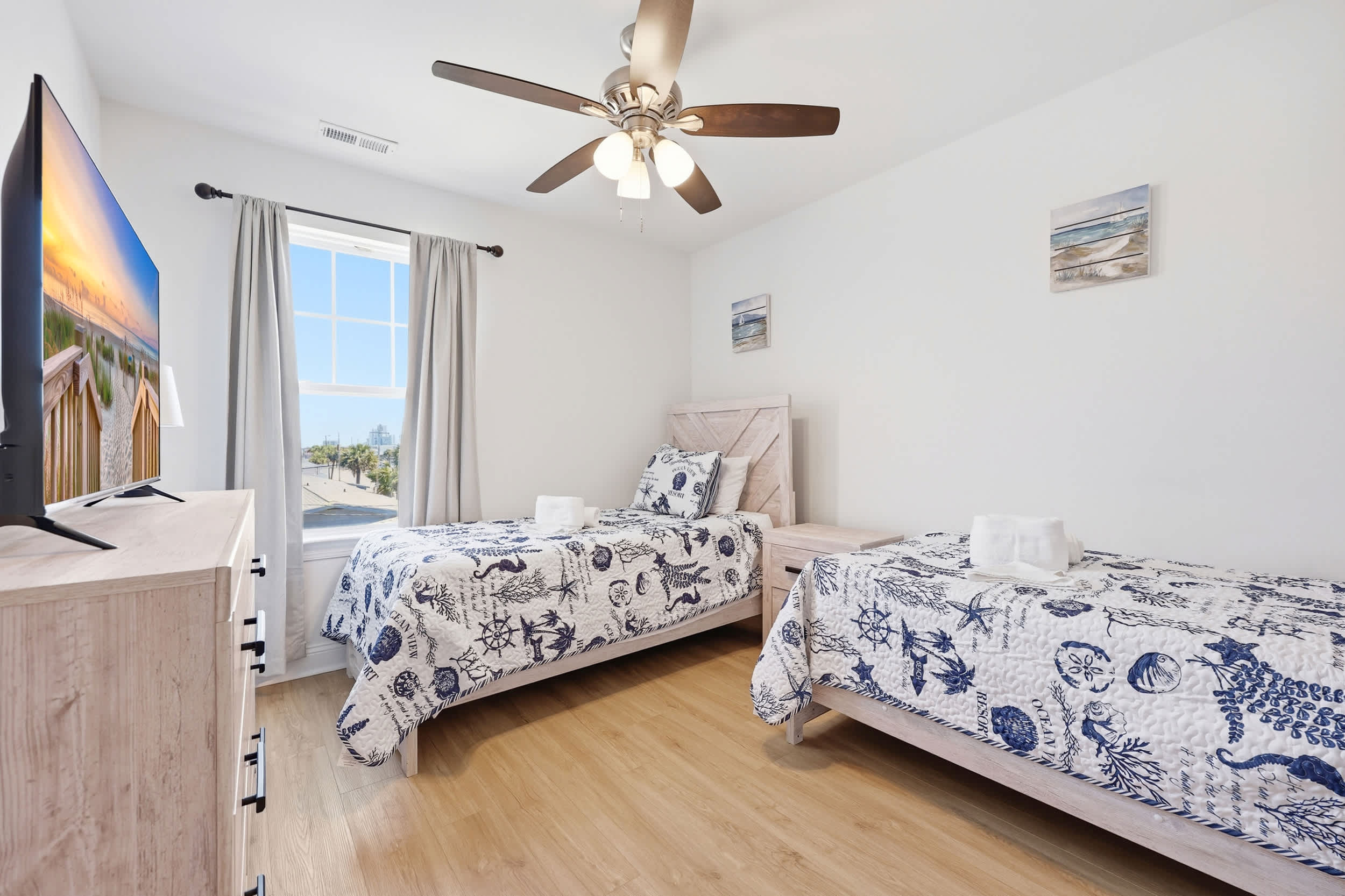 Emerald Horizon New Beach House Free Pets