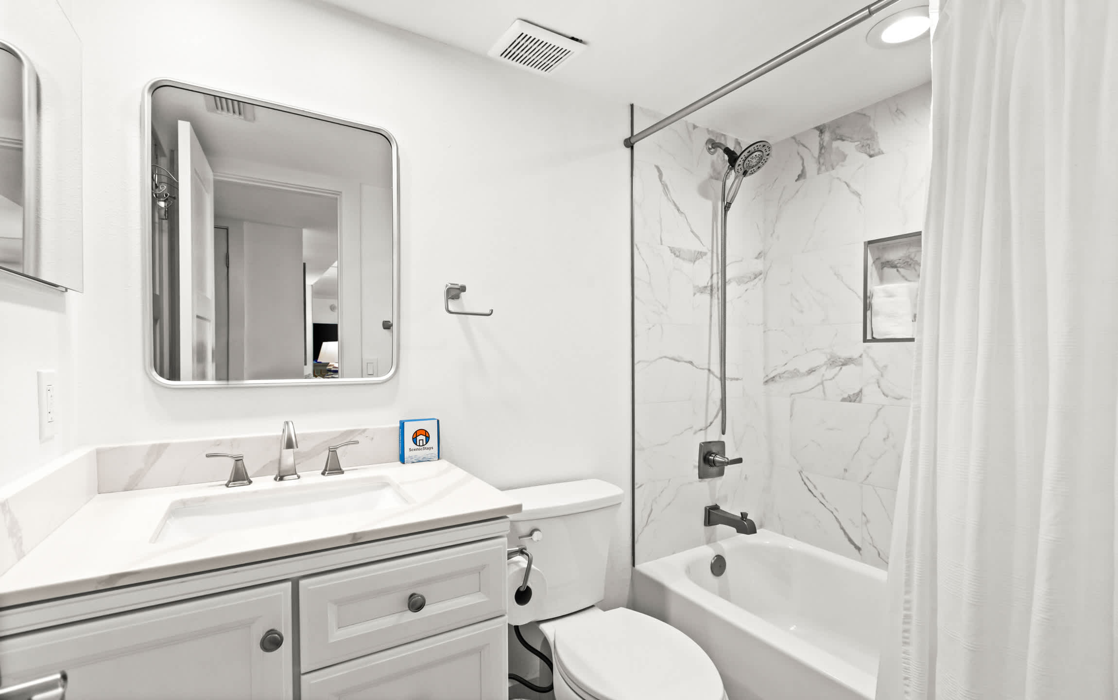 One Seagrove Place 0608 | Photo 16