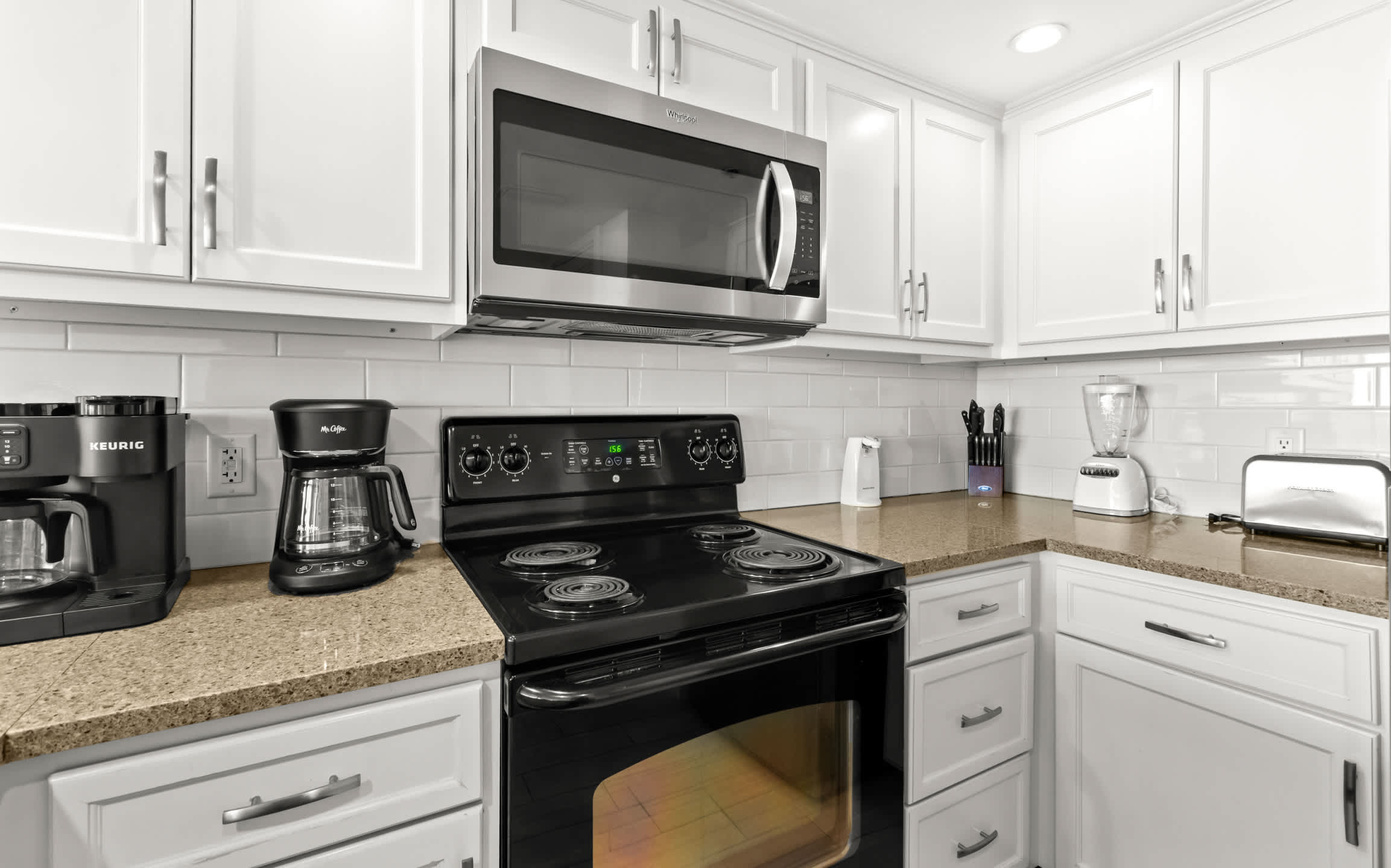 One Seagrove Place 1202 5
